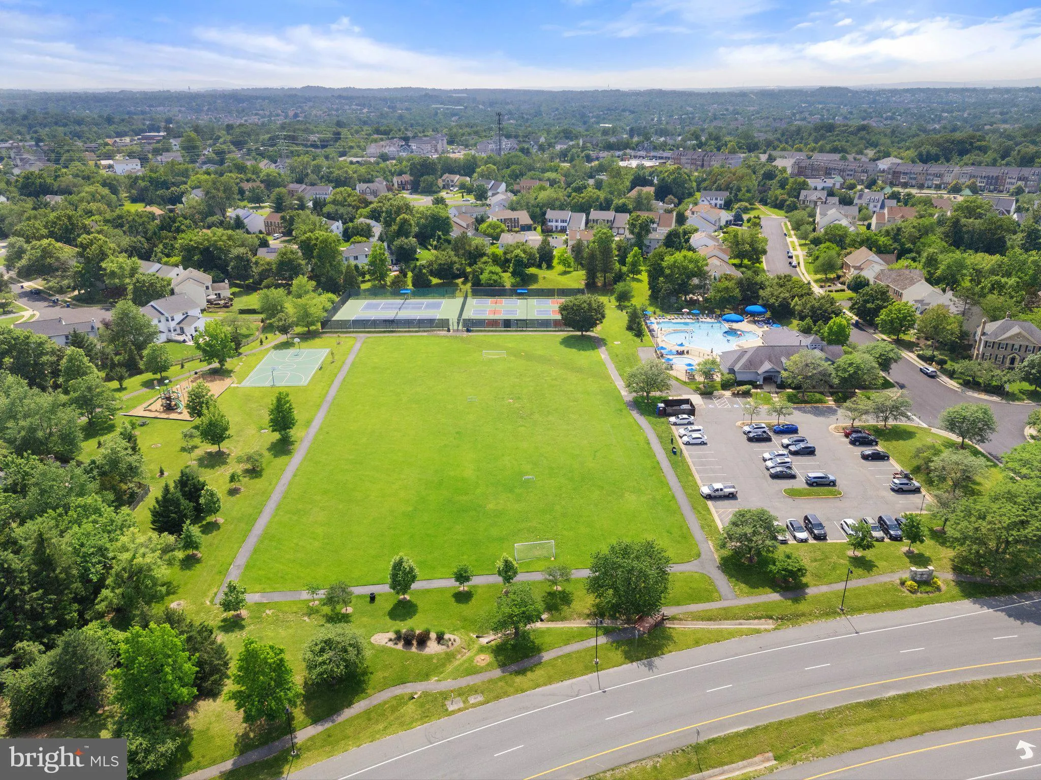 Ashburn, Virginia 20147, United States, 4 Bedrooms Bedrooms, ,4 BathroomsBathrooms,Residential,Active,147259