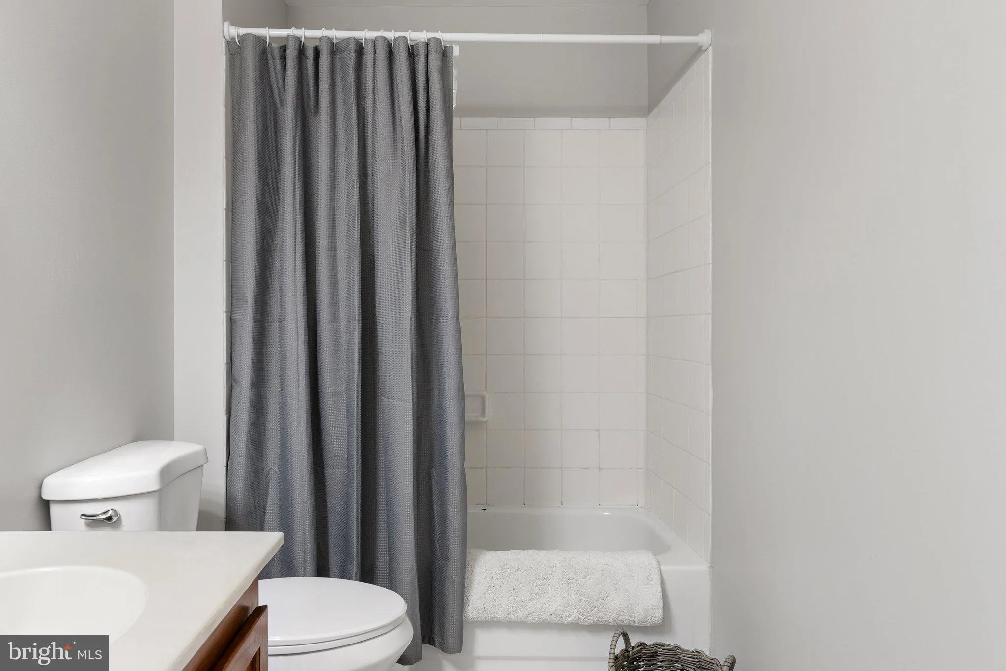 Ashburn, Virginia 20147, United States, 4 Bedrooms Bedrooms, ,4 BathroomsBathrooms,Residential,Active,147259