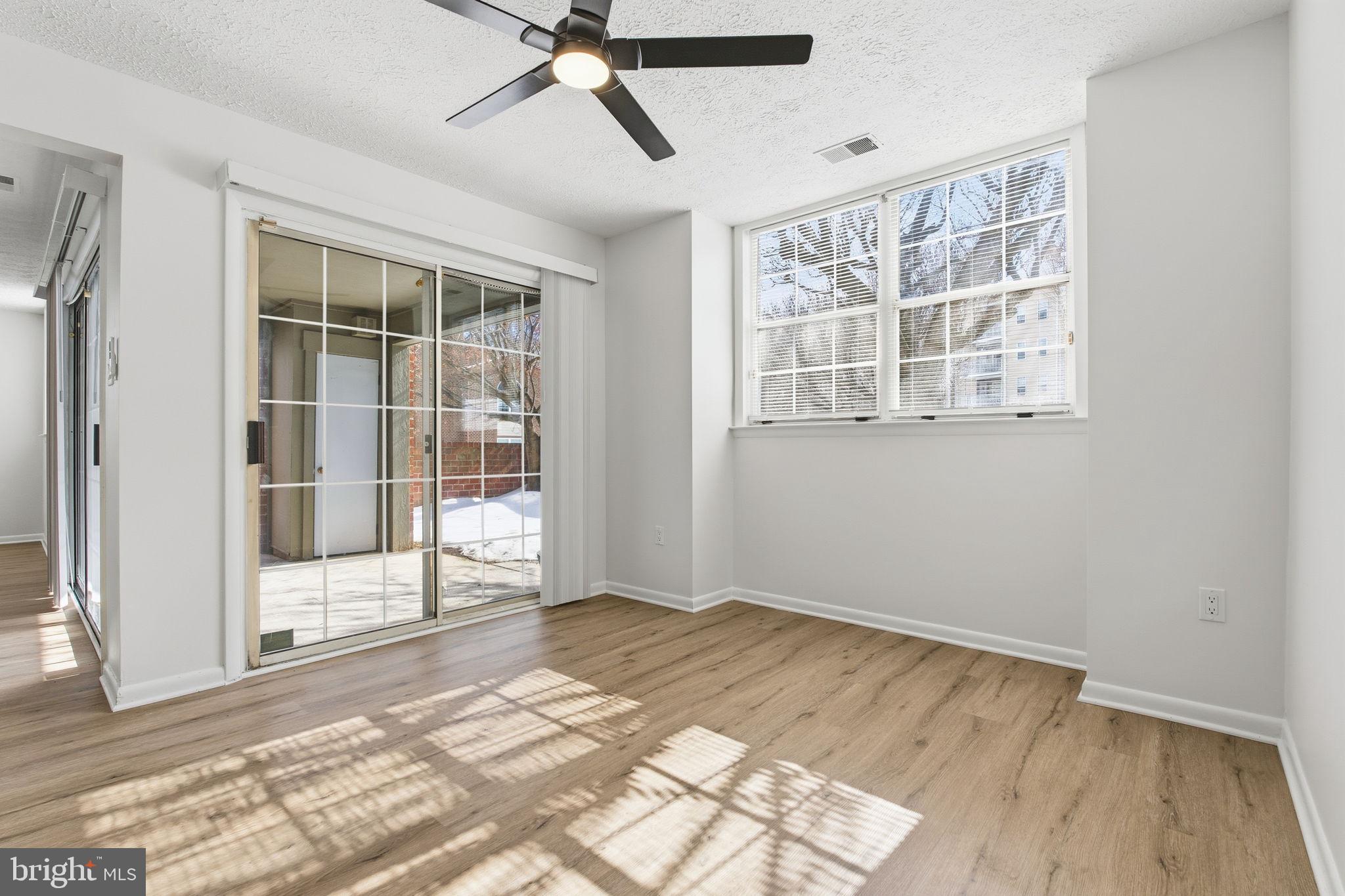 THE FALLS GARDEN - Residential