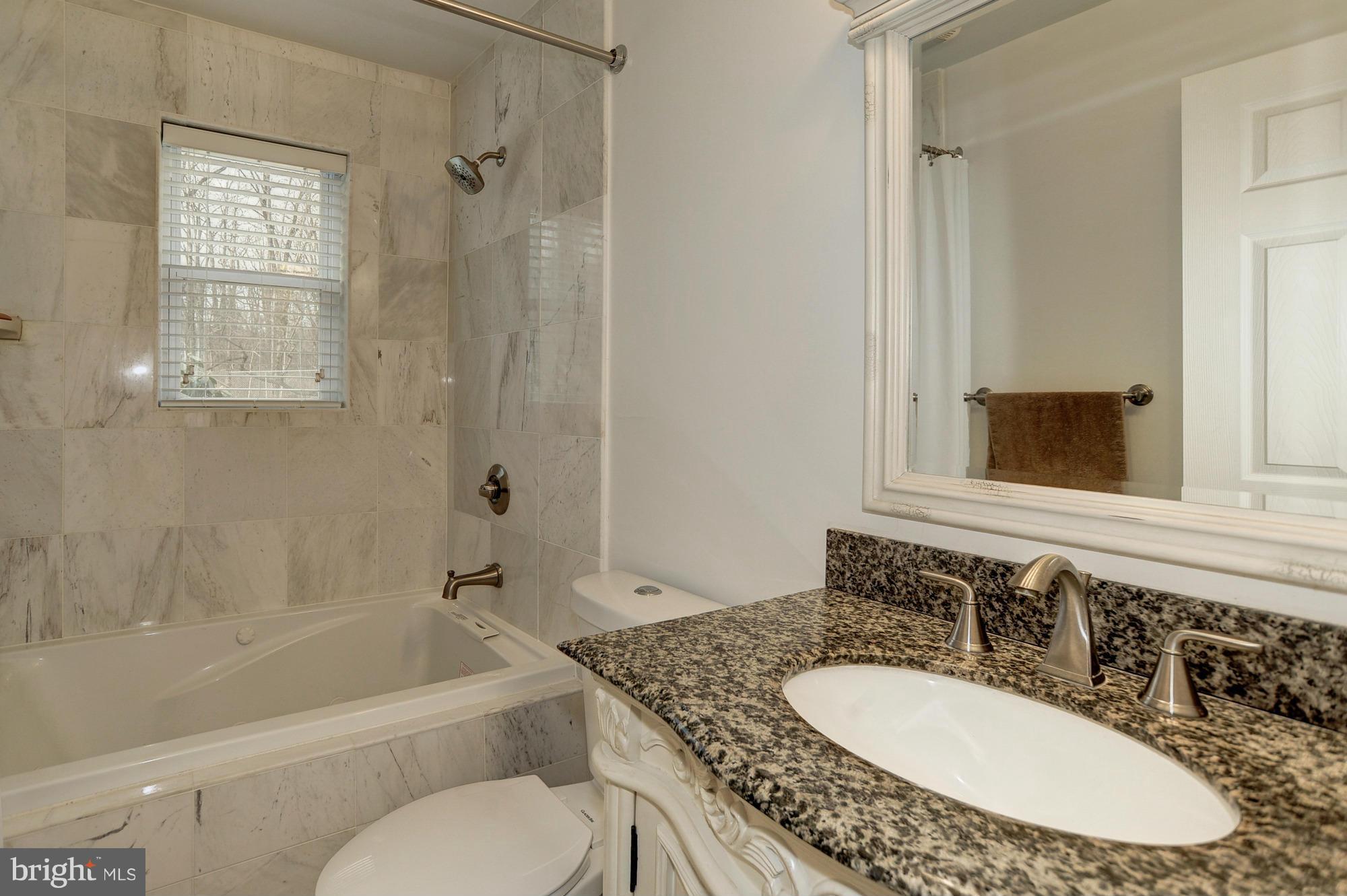 WELLINGTON HEIGHTS - Residential