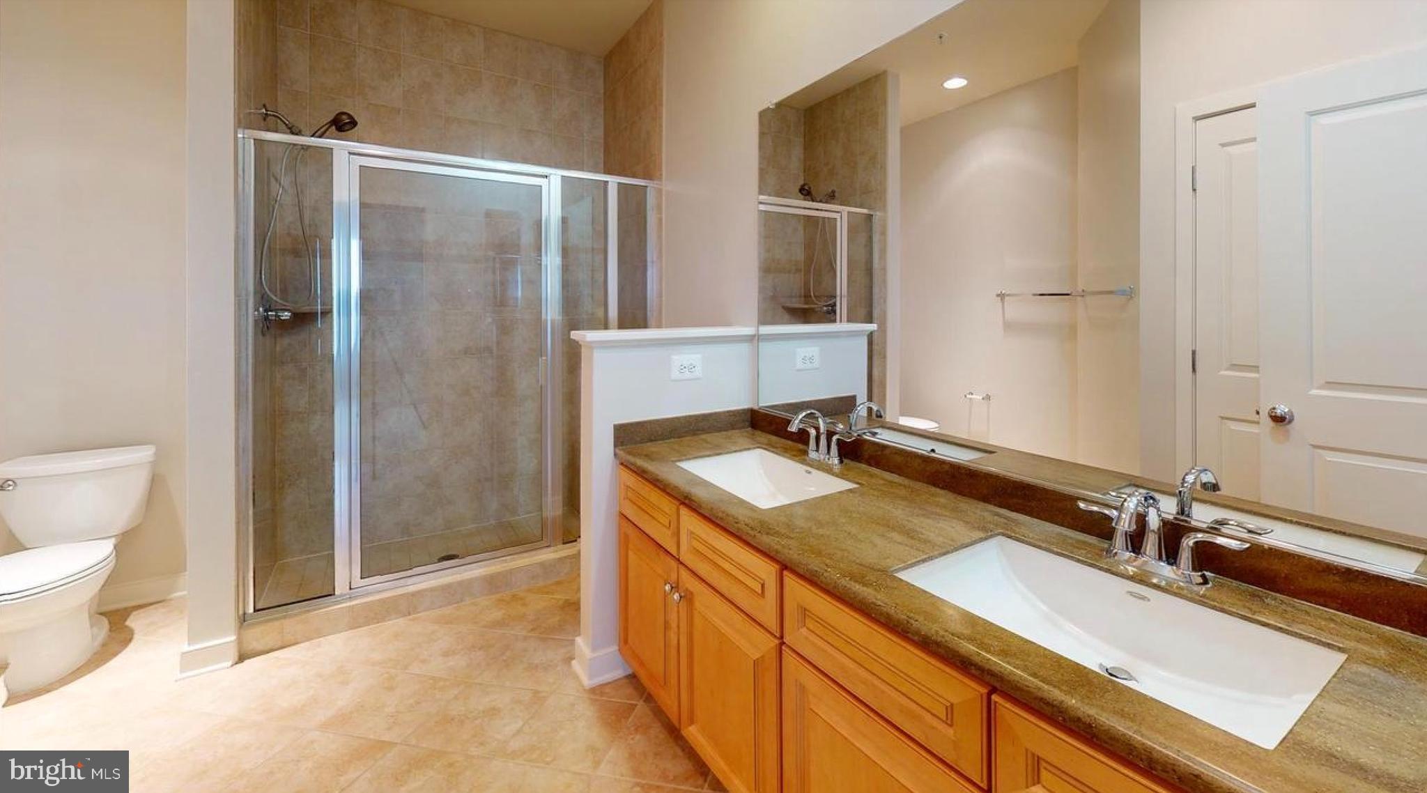 CENTERPOINTE - Residential Lease