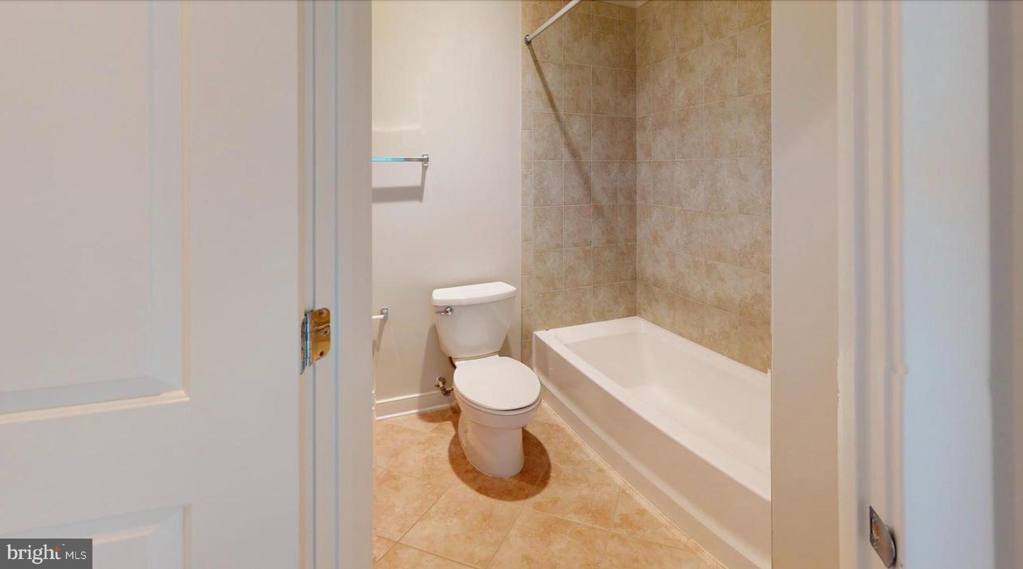 CENTERPOINTE - Residential Lease