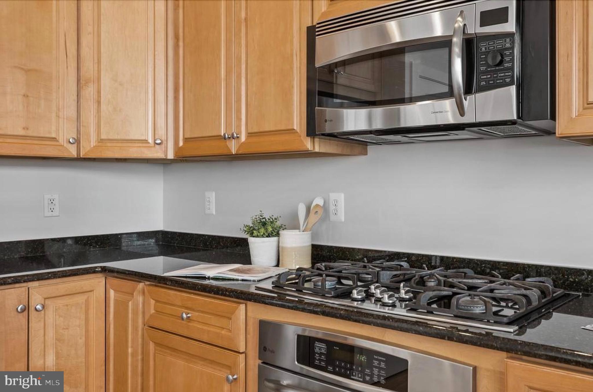 CENTERPOINTE - Residential Lease