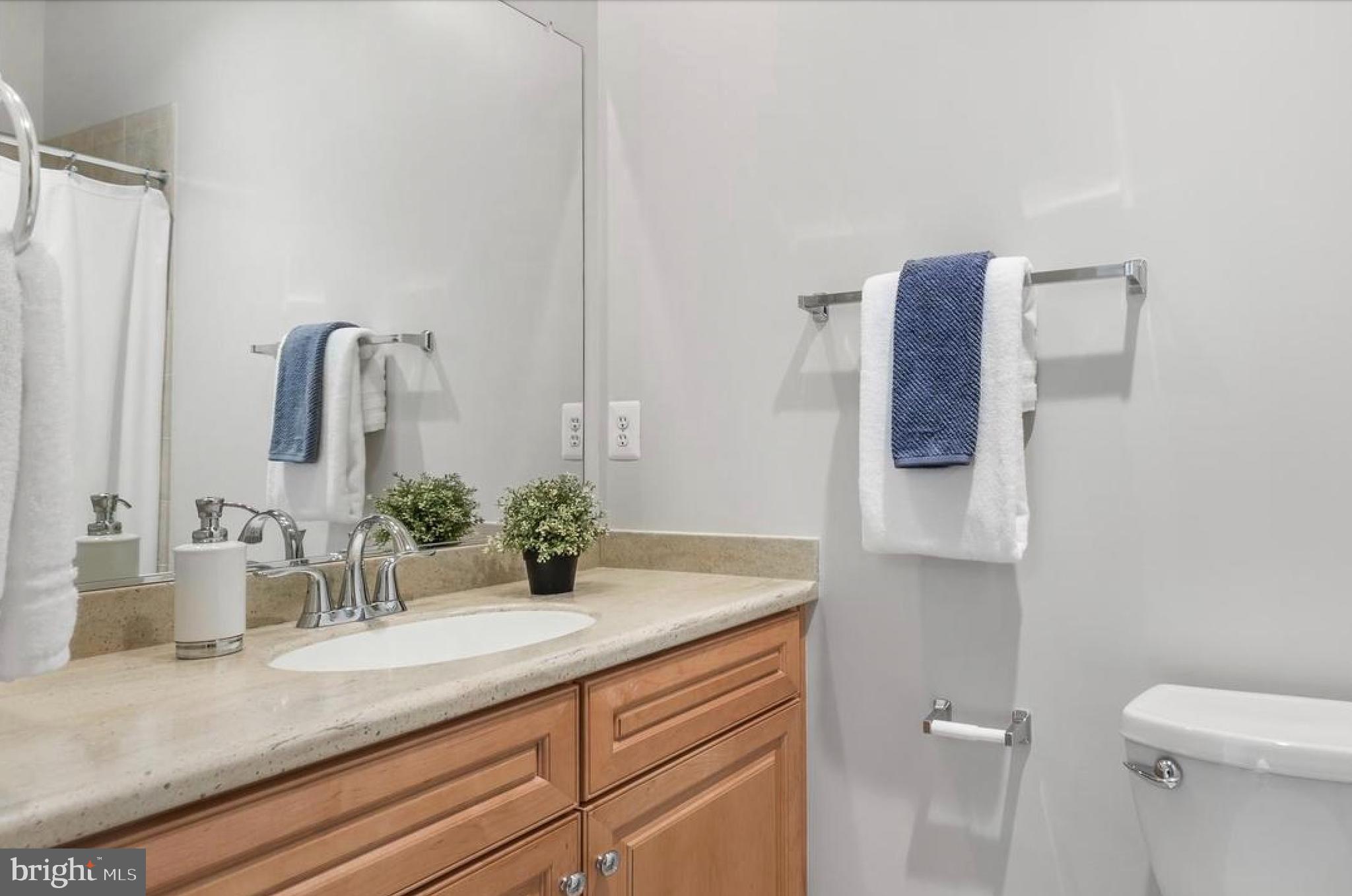 CENTERPOINTE - Residential Lease