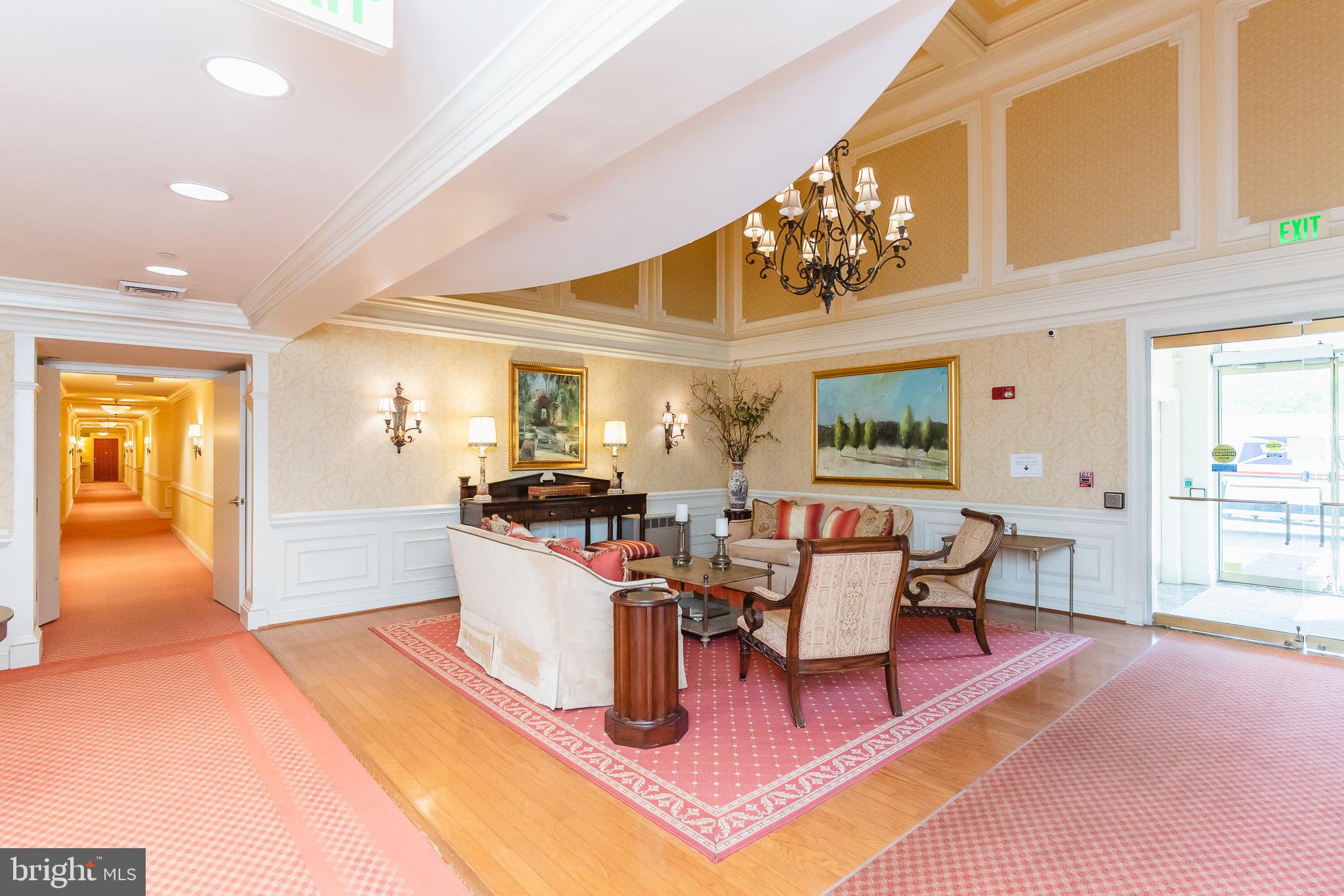 ROUNDWOOD RIDGE - Residential