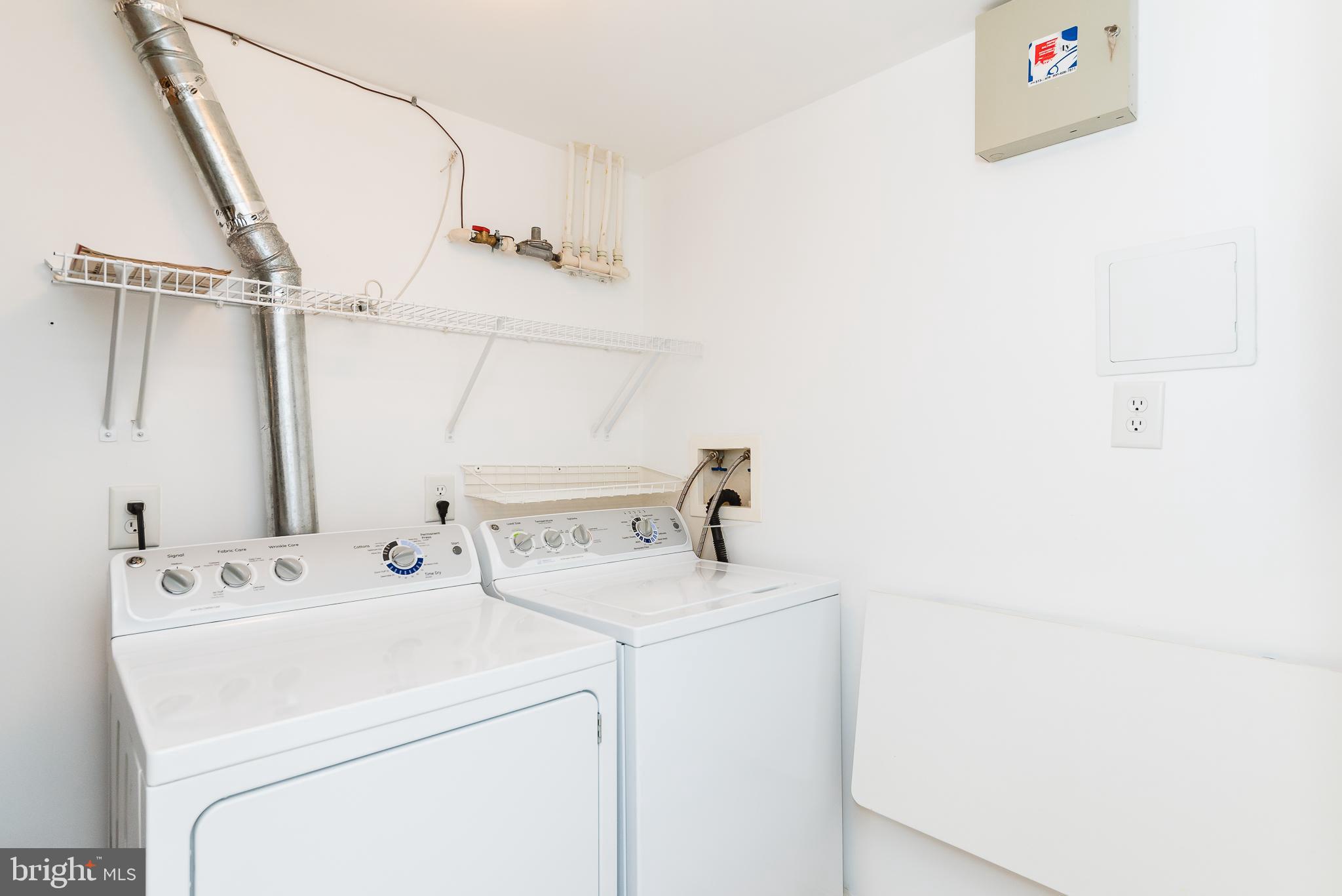 ROUNDWOOD RIDGE - Residential