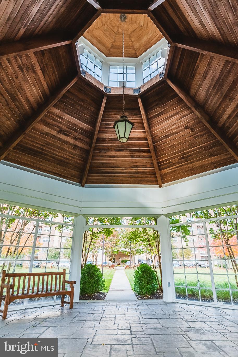 ROUNDWOOD RIDGE - Residential