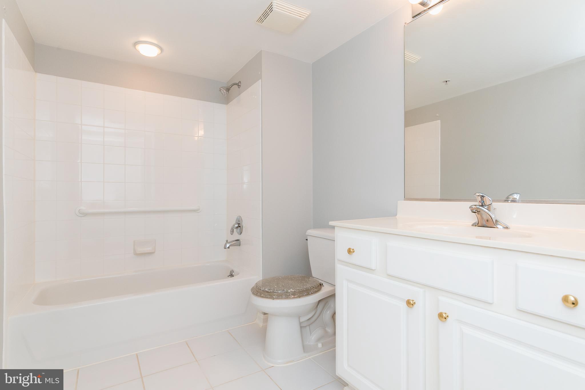 ROUNDWOOD RIDGE - Residential