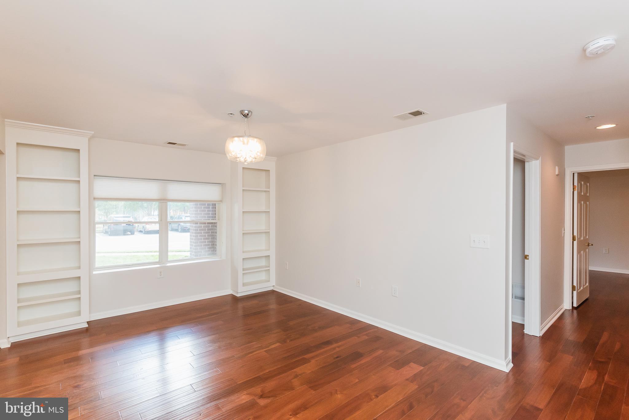 ROUNDWOOD RIDGE - Residential