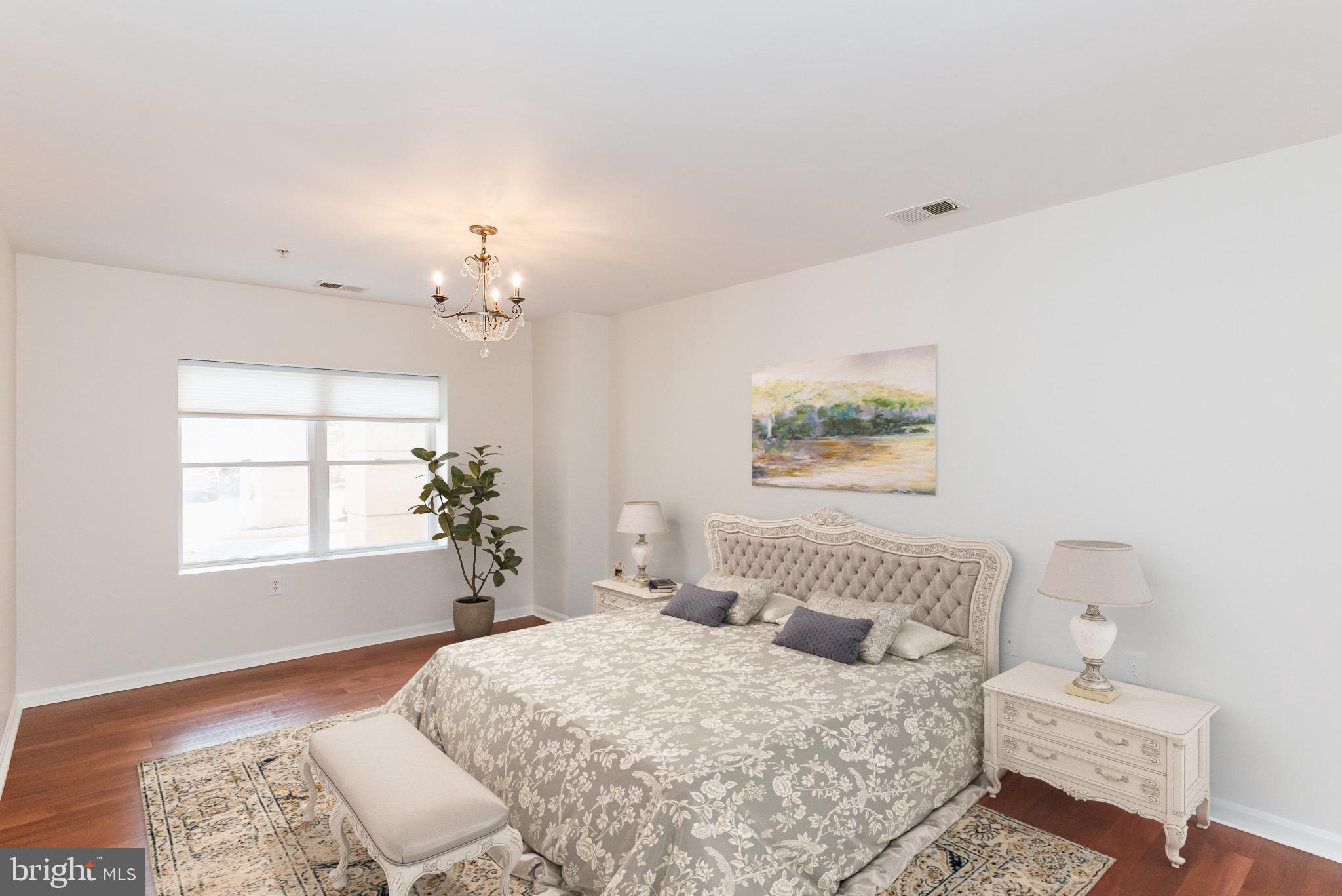 ROUNDWOOD RIDGE - Residential