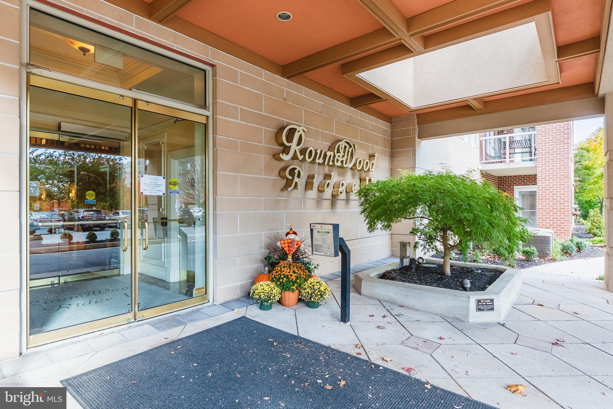 ROUNDWOOD RIDGE - Residential