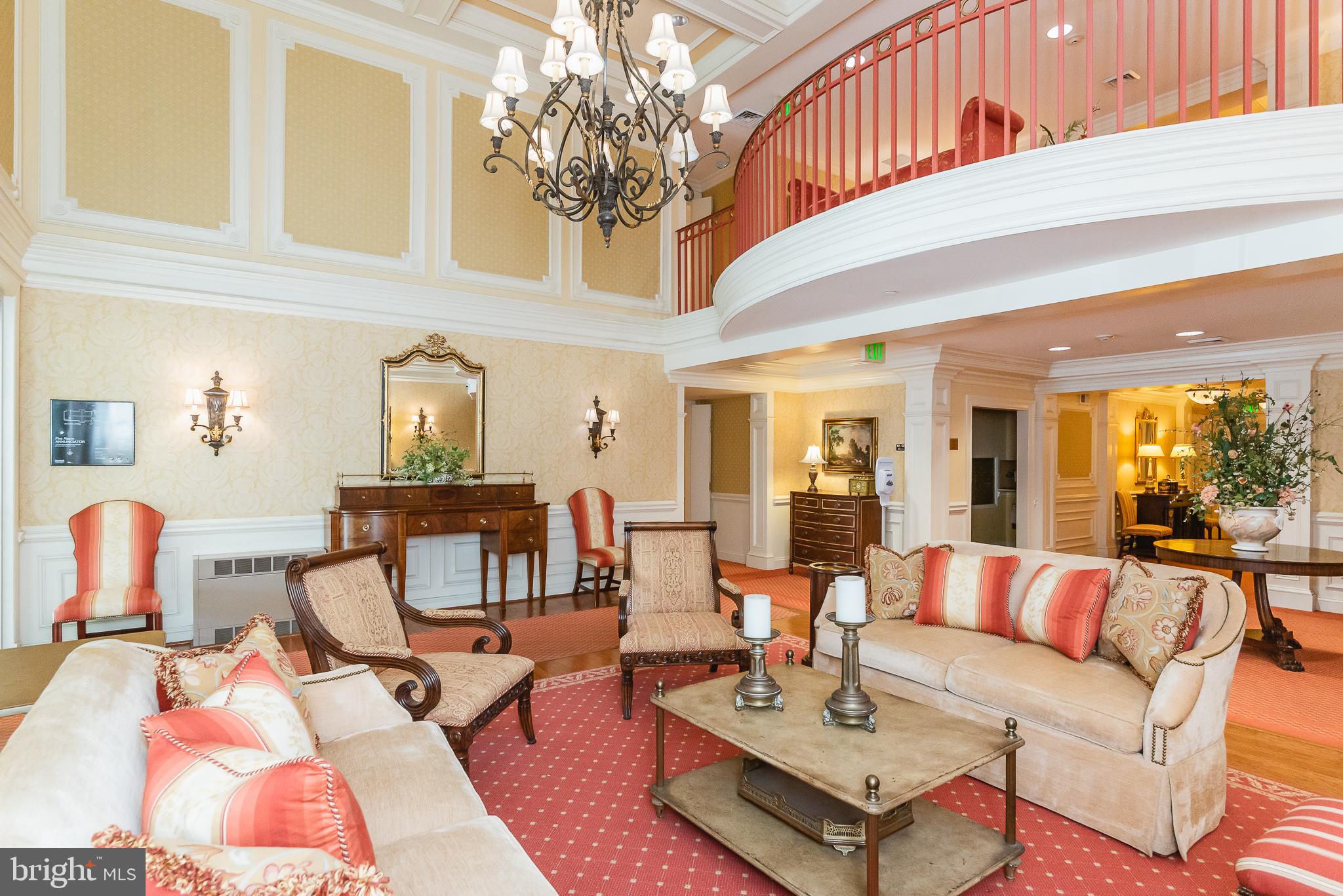 ROUNDWOOD RIDGE - Residential