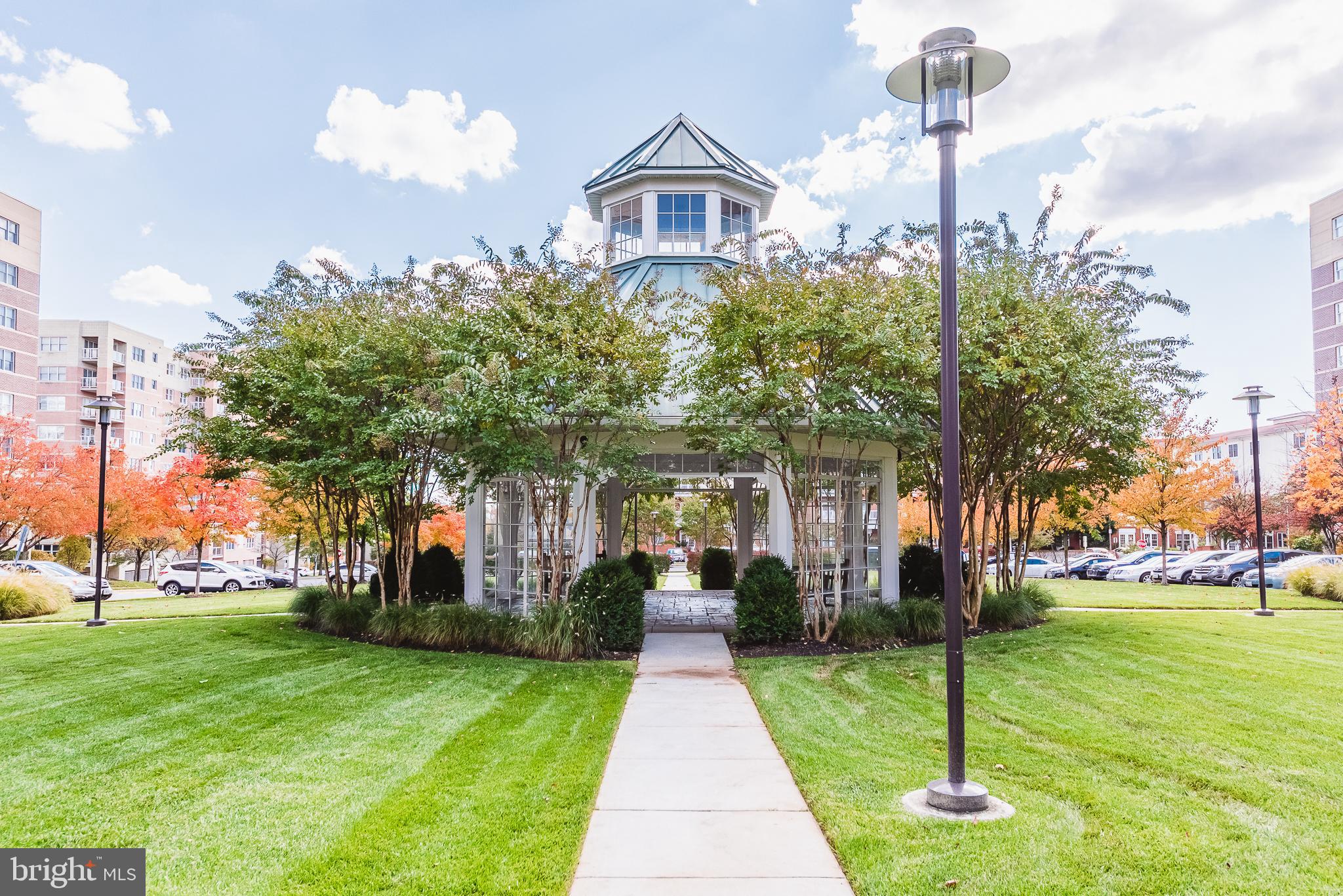 ROUNDWOOD RIDGE - Residential