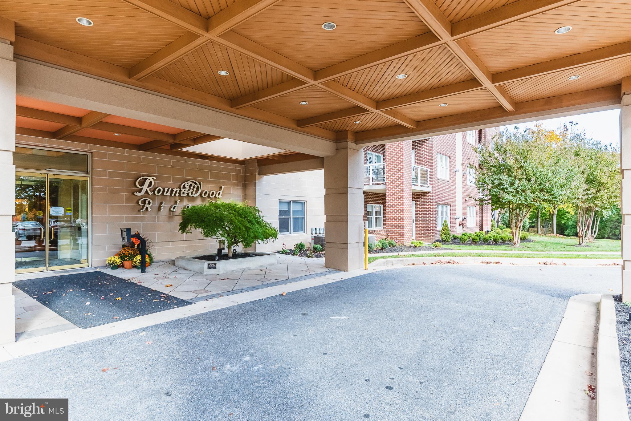 ROUNDWOOD RIDGE - Residential