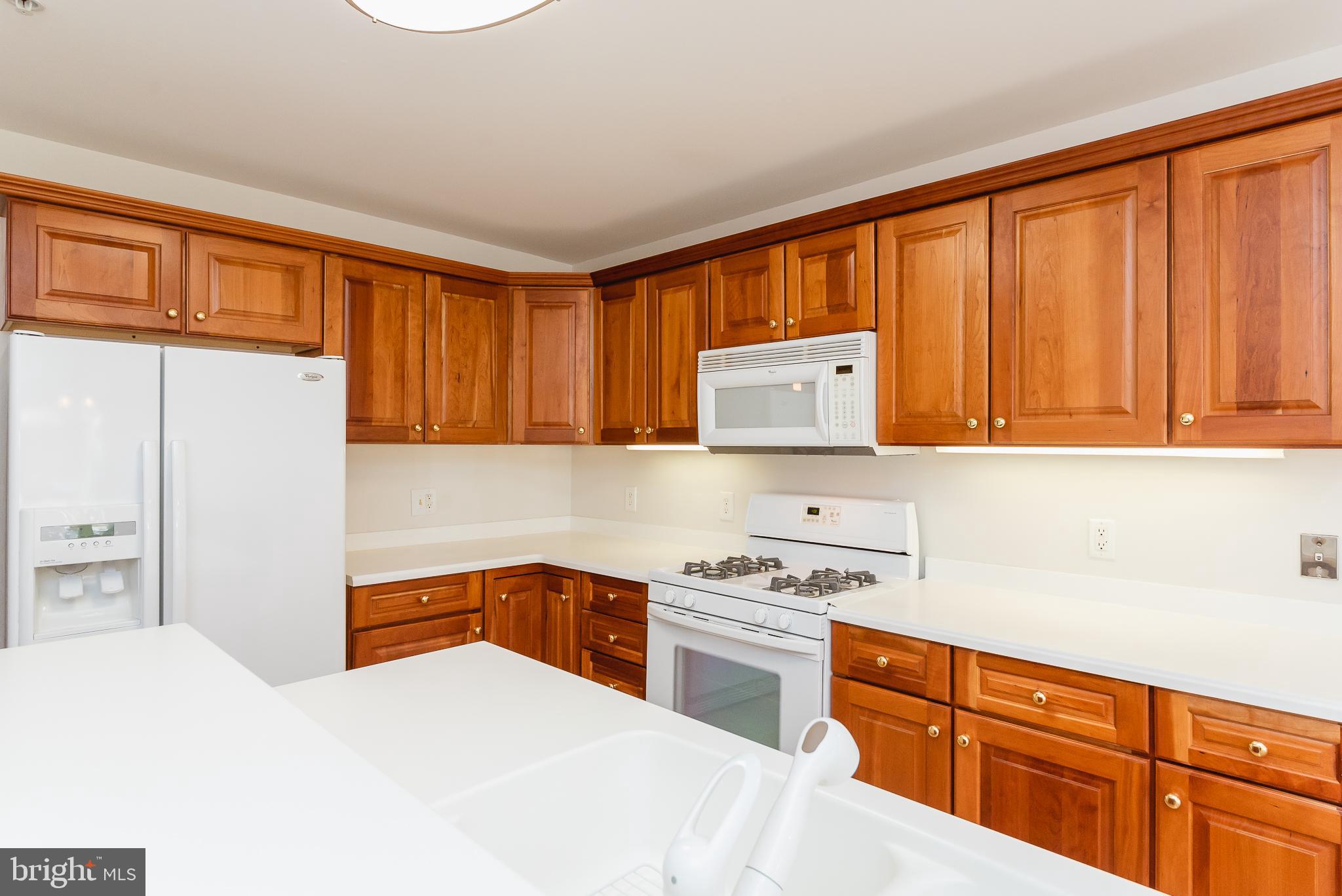 ROUNDWOOD RIDGE - Residential