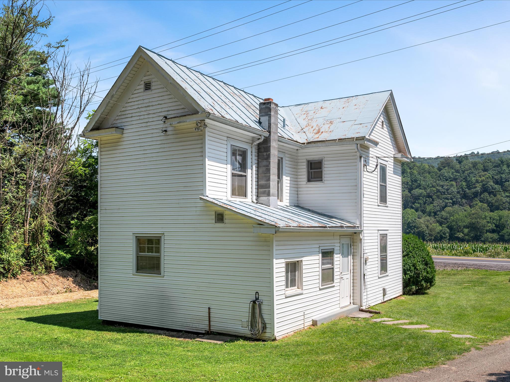 NO SUBDIVISION - Residential