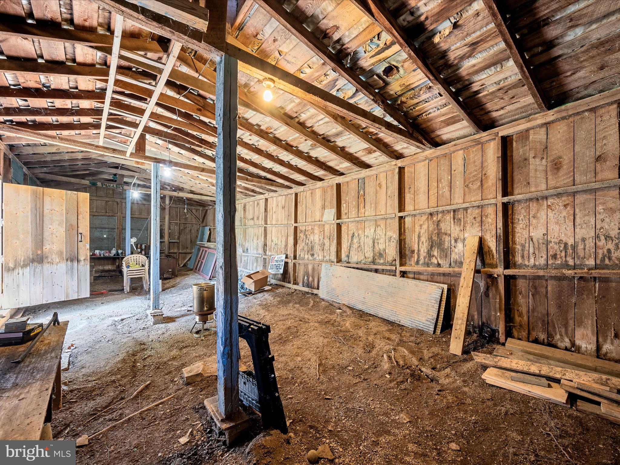 NO SUBDIVISION - Residential