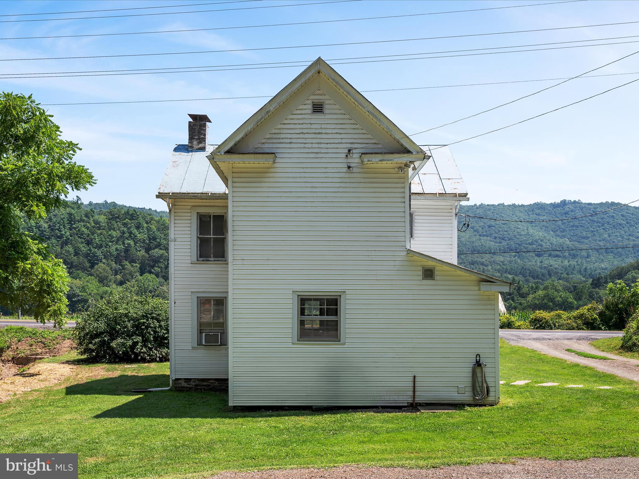 NO SUBDIVISION - Residential