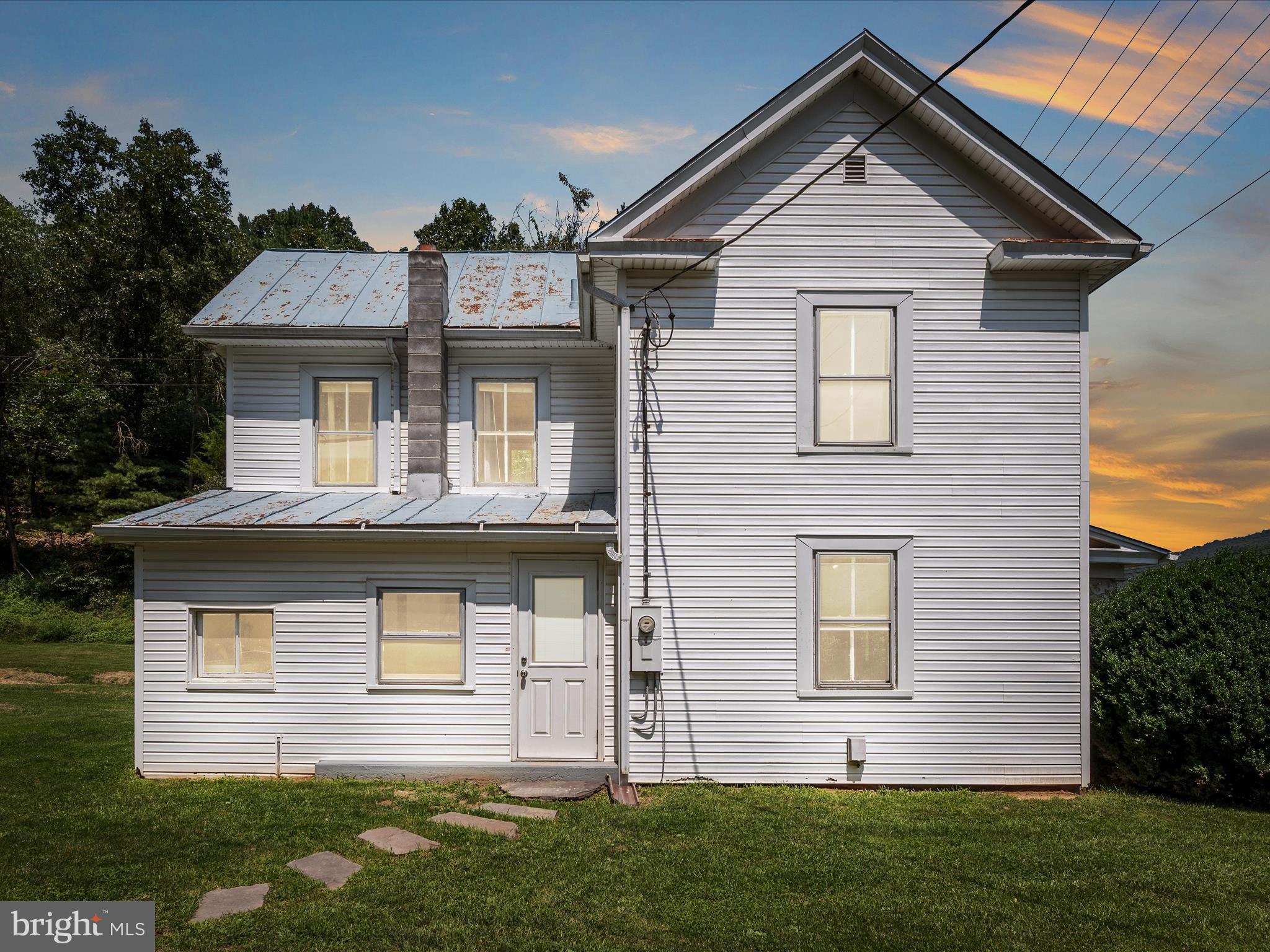 NO SUBDIVISION - Residential