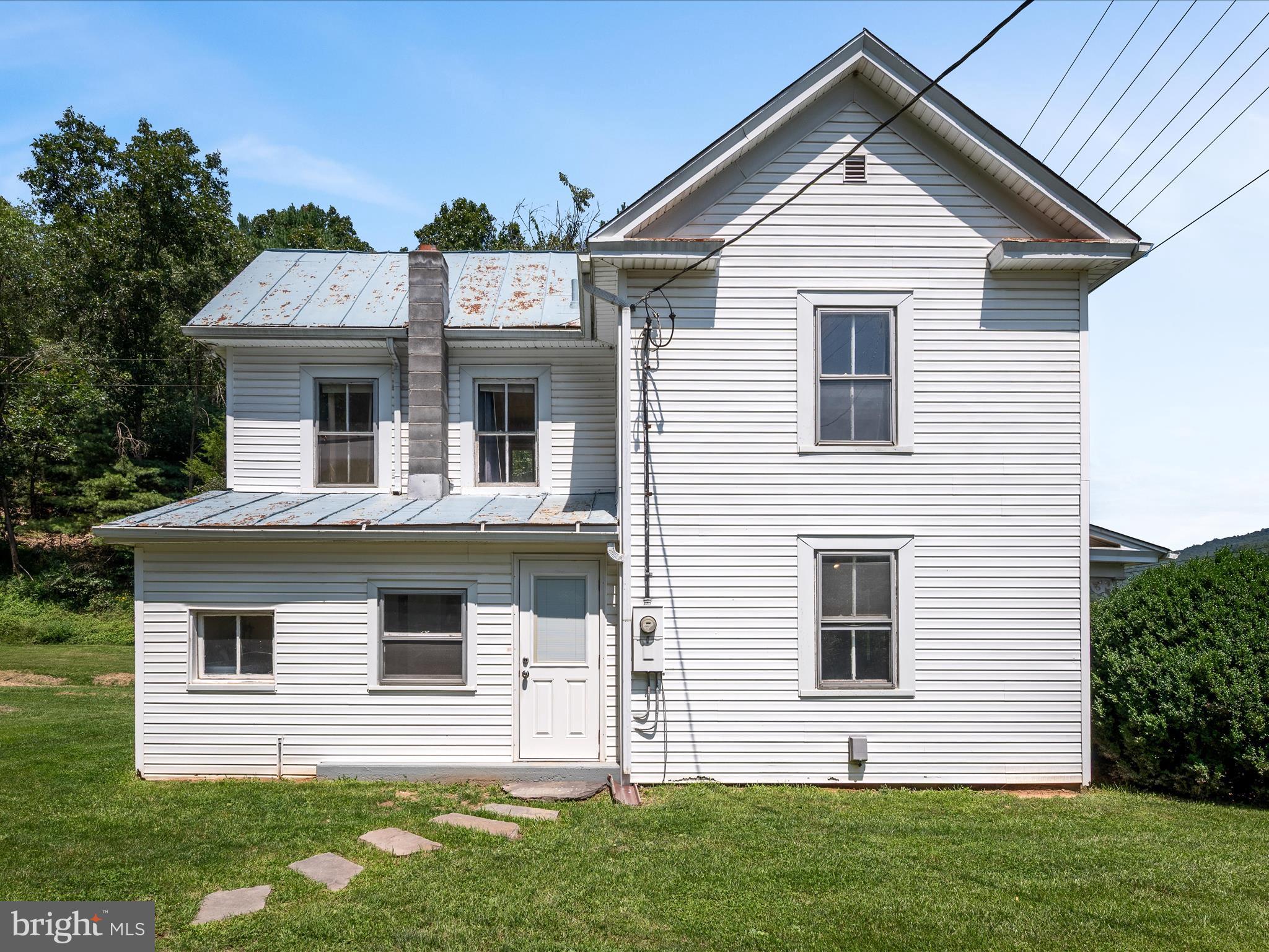 NO SUBDIVISION - Residential