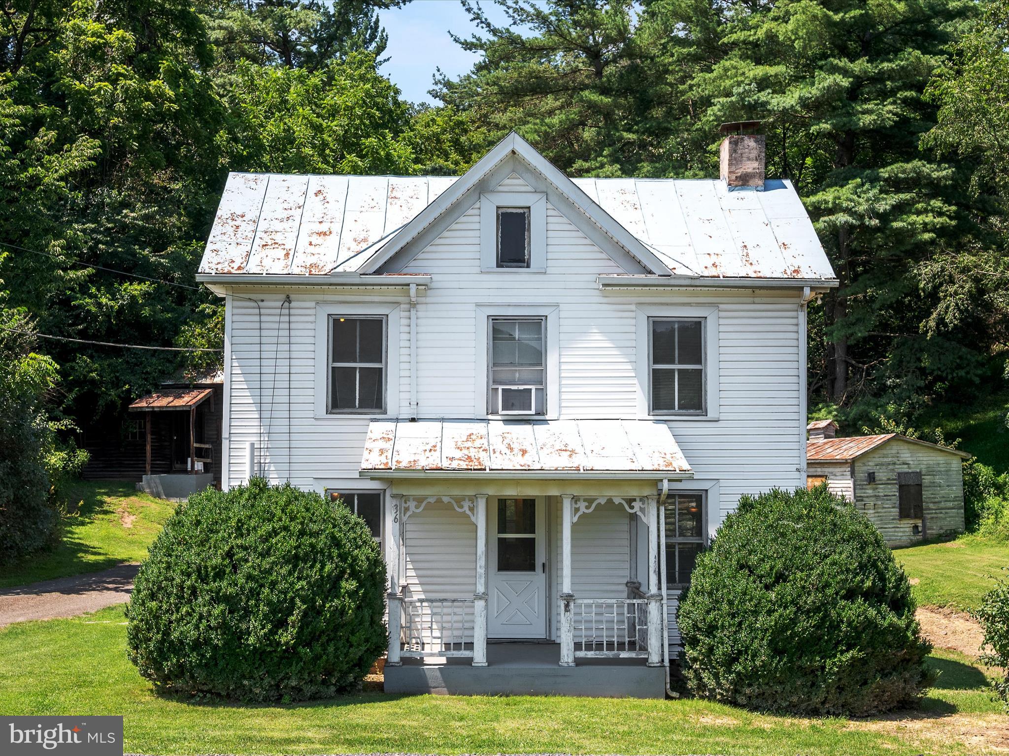 NO SUBDIVISION - Residential