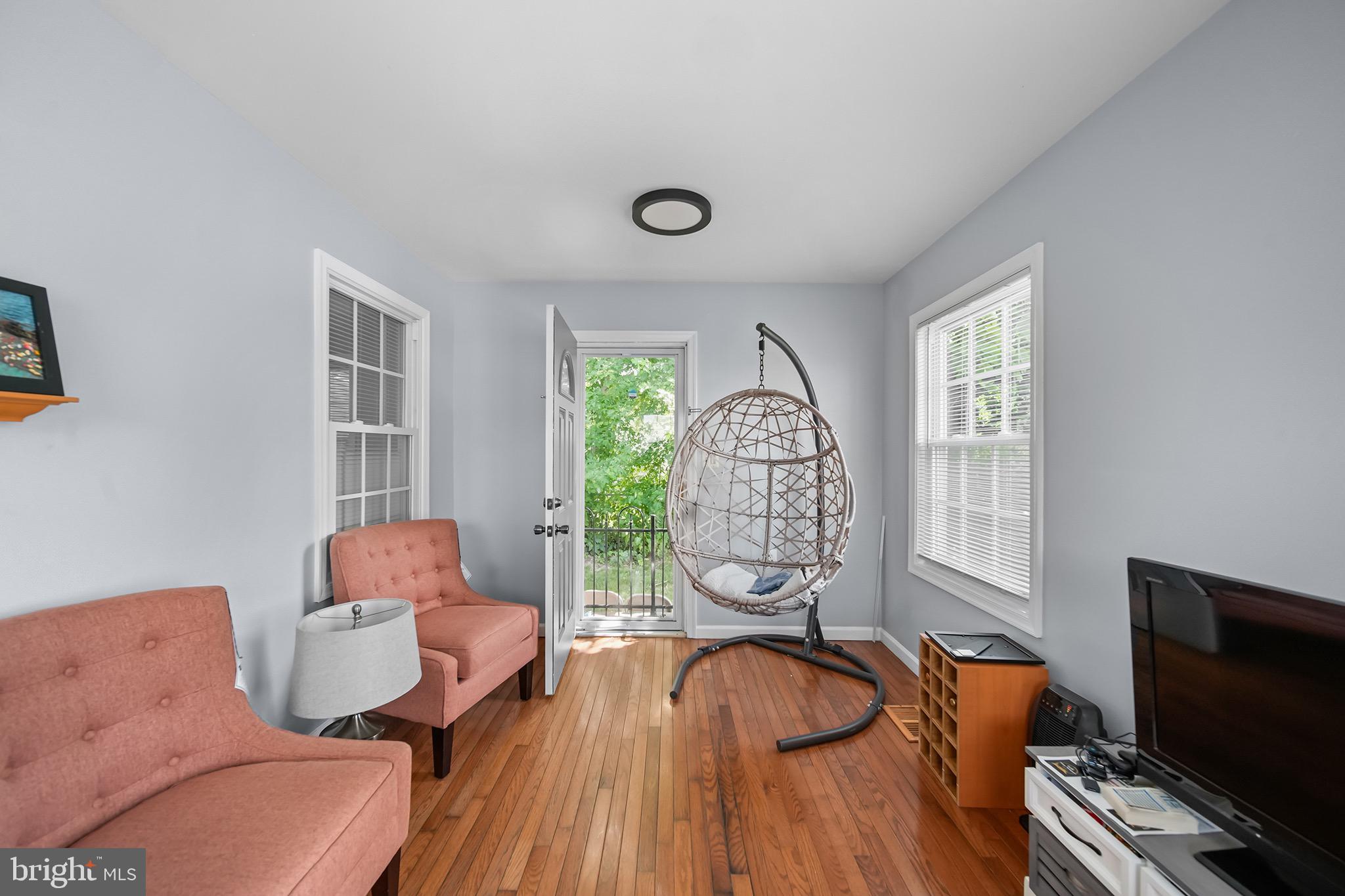 EASTMAN KEYS - Residential