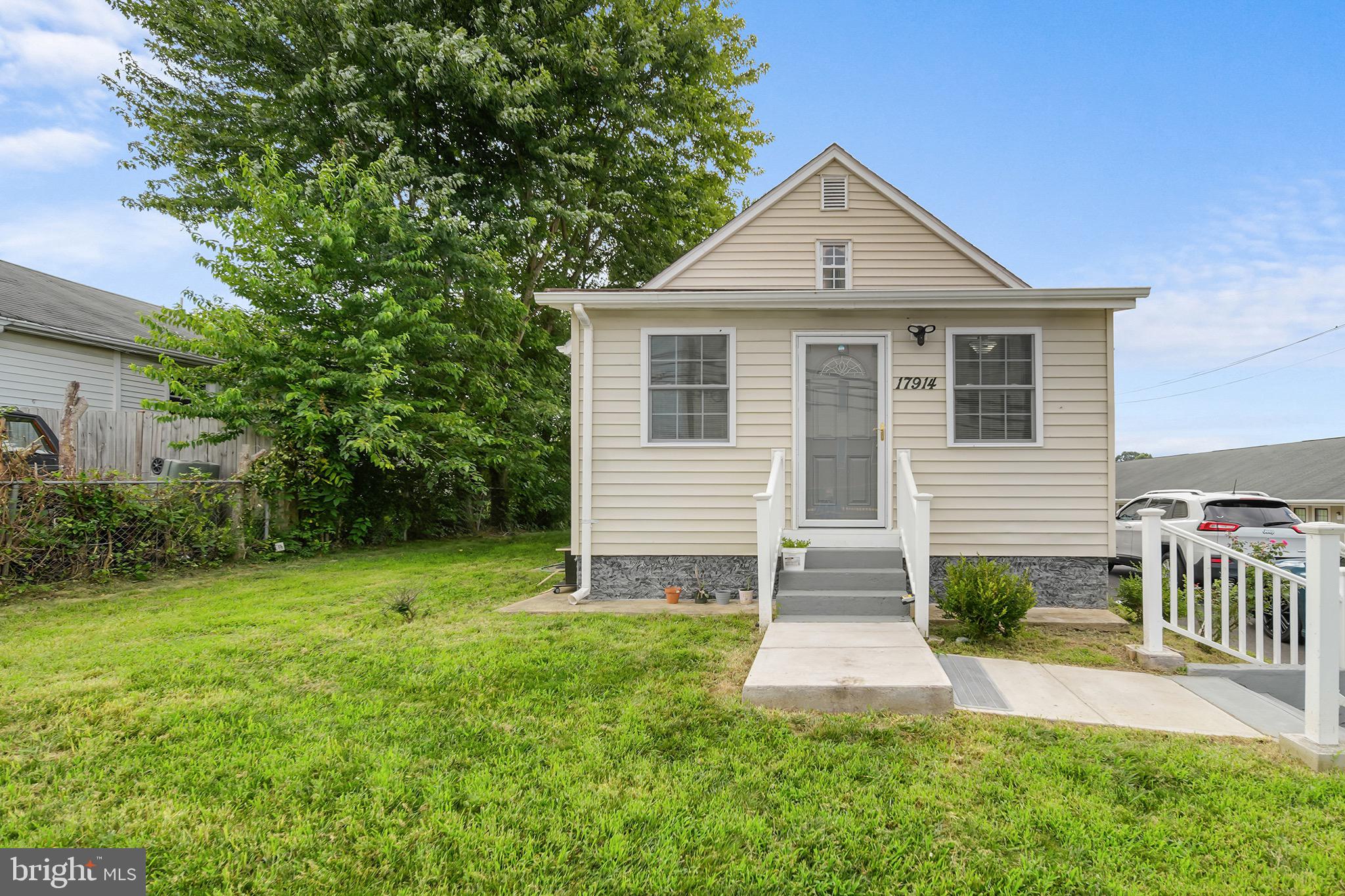 17914 DR DAVID CLINE LANE