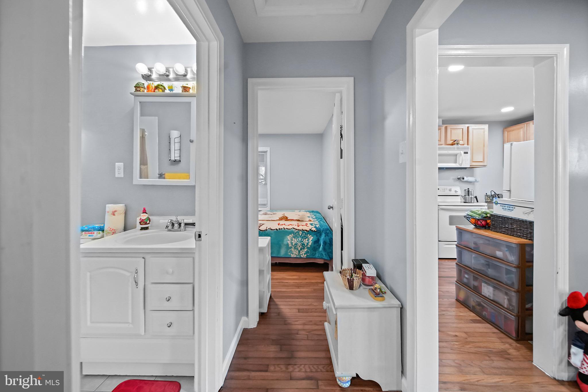 EASTMAN KEYS - Residential