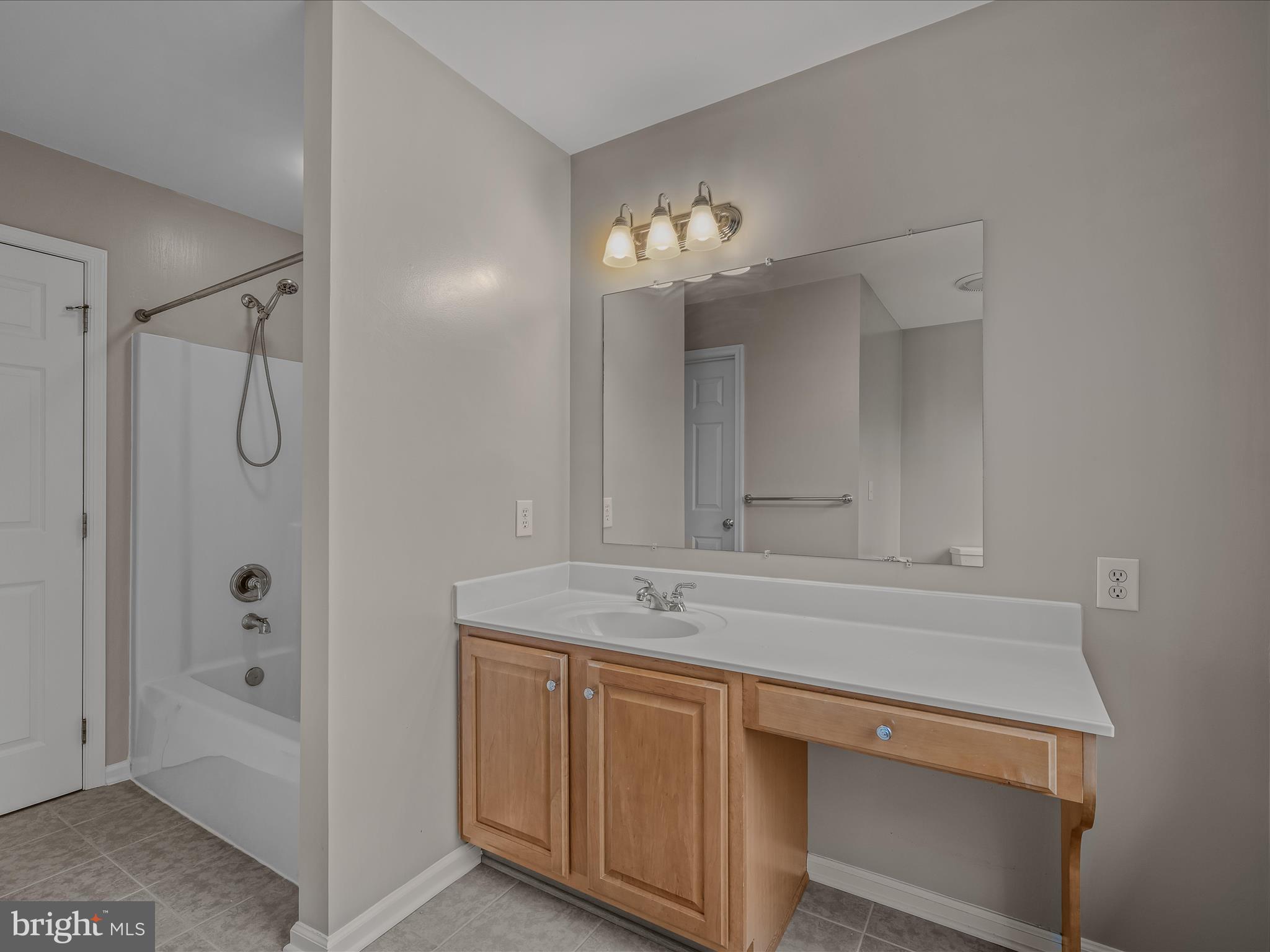 GLENN WOODS - Residential