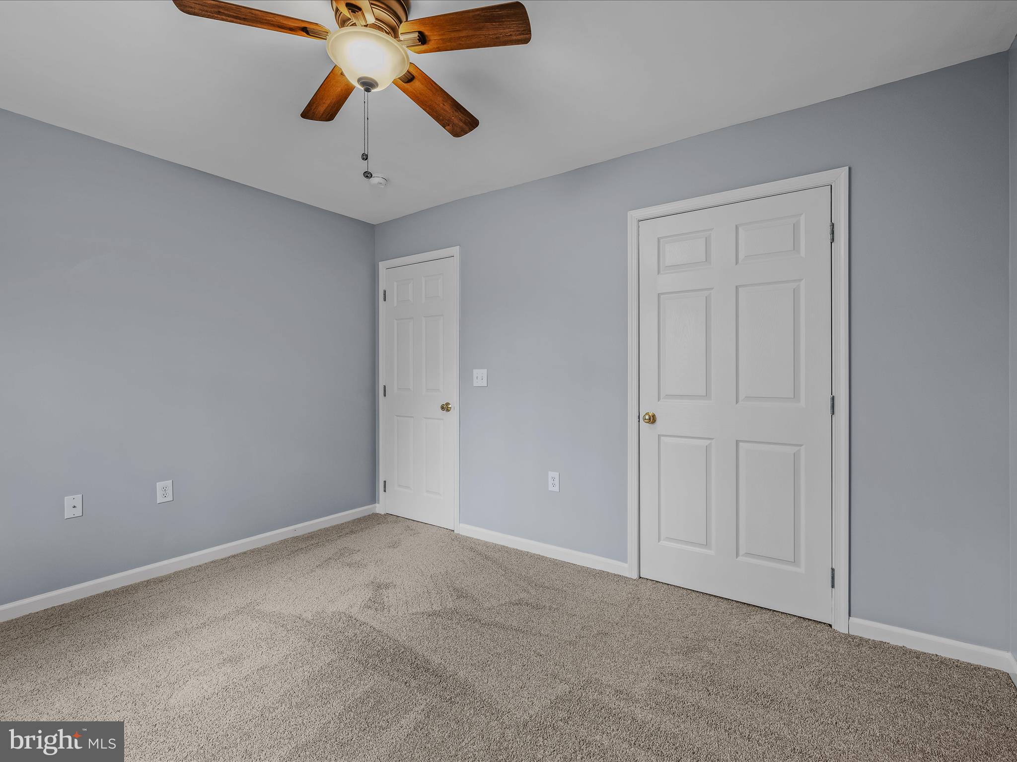 GLENN WOODS - Residential