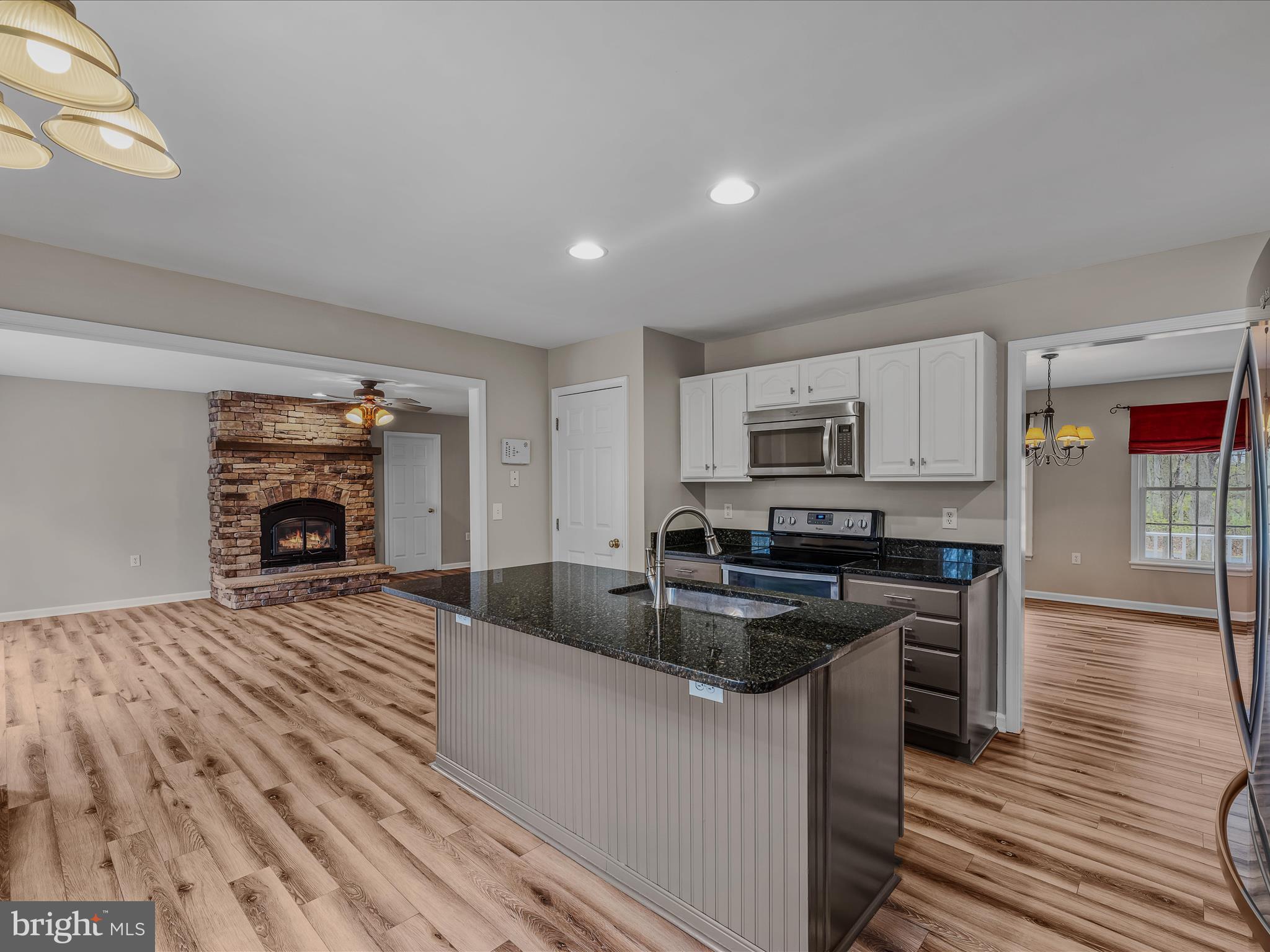 GLENN WOODS - Residential