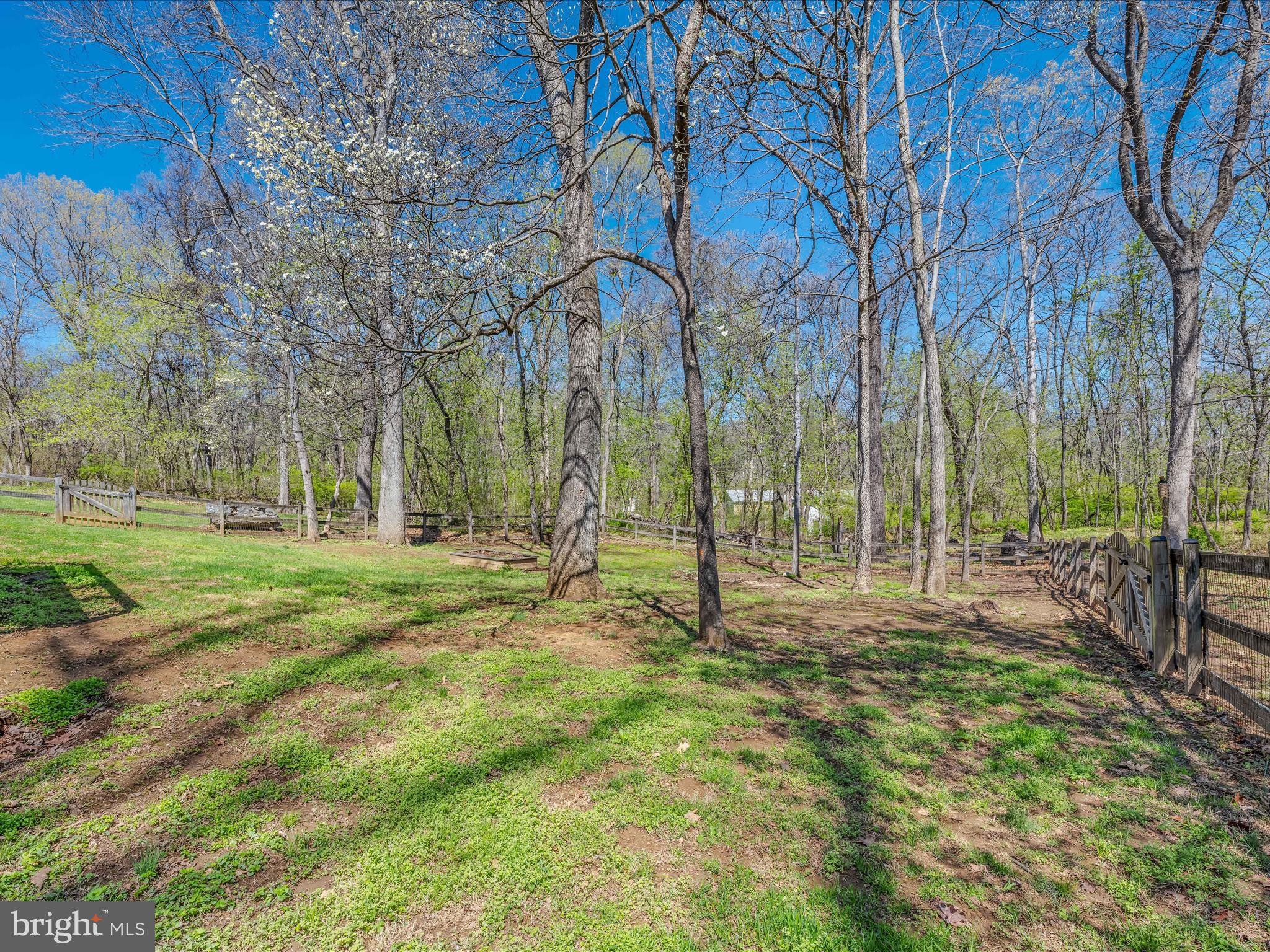 GLENN WOODS - Residential