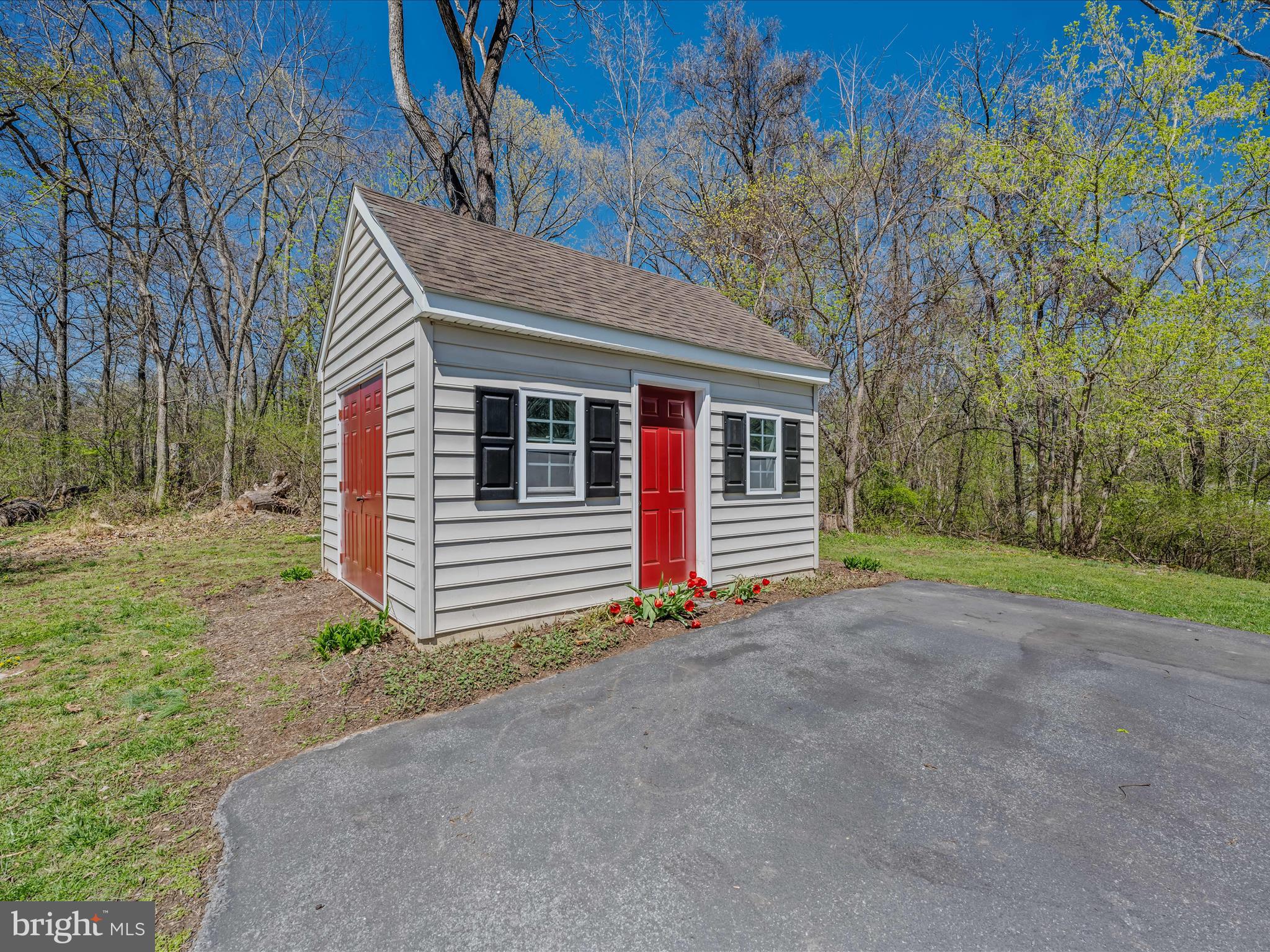 GLENN WOODS - Residential