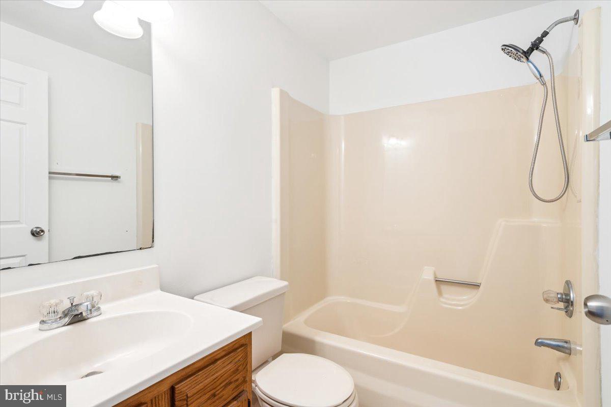 WATERSIDE - Residential