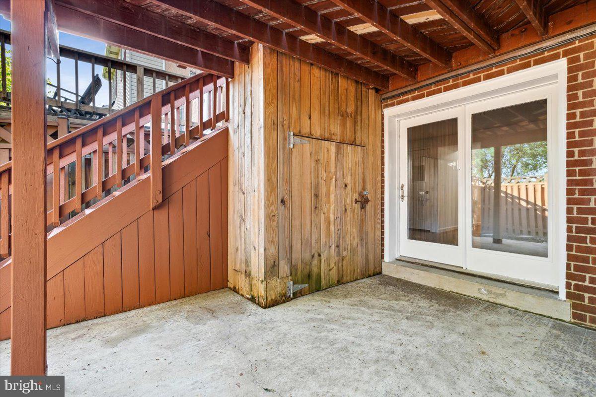 WATERSIDE - Residential