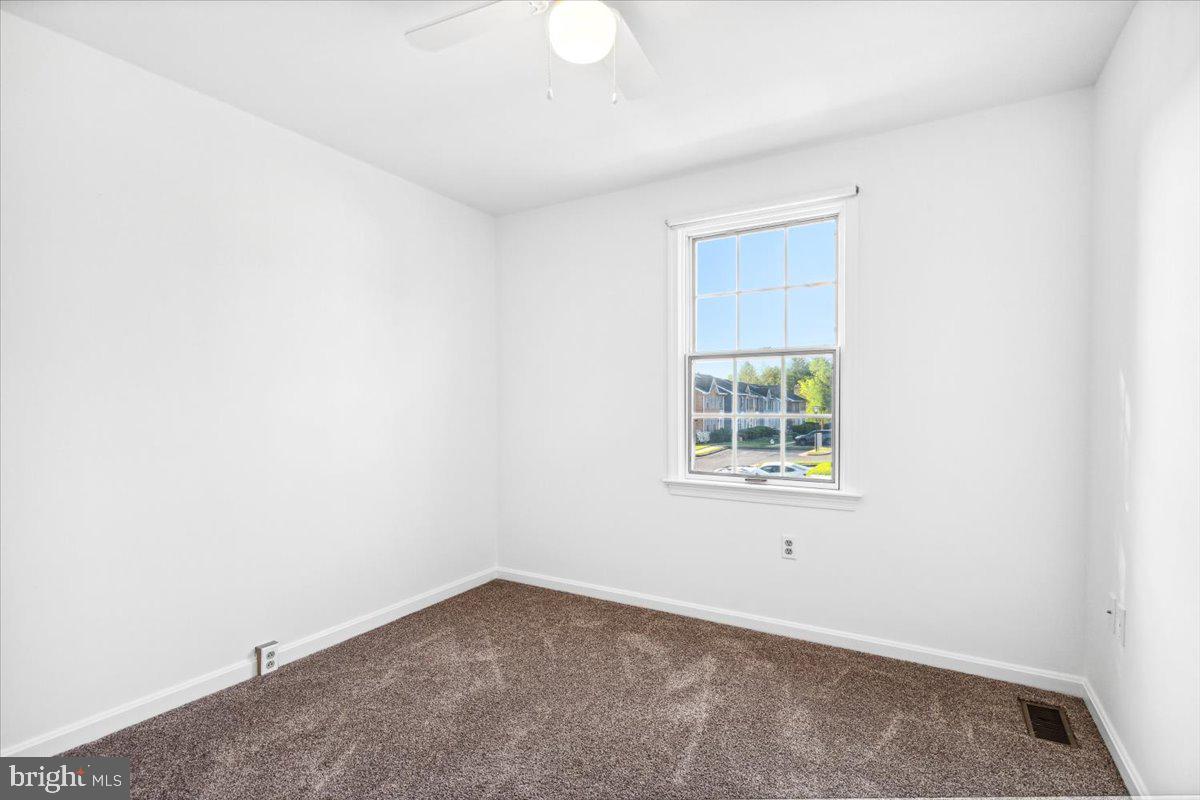 WATERSIDE - Residential