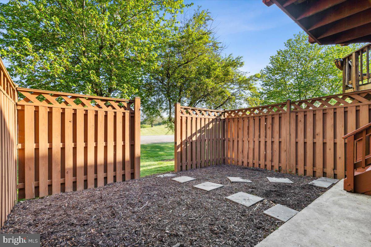 WATERSIDE - Residential