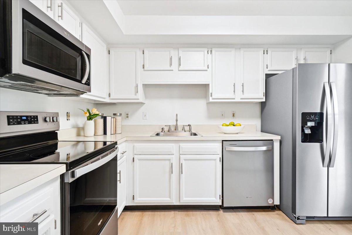 WATERSIDE - Residential