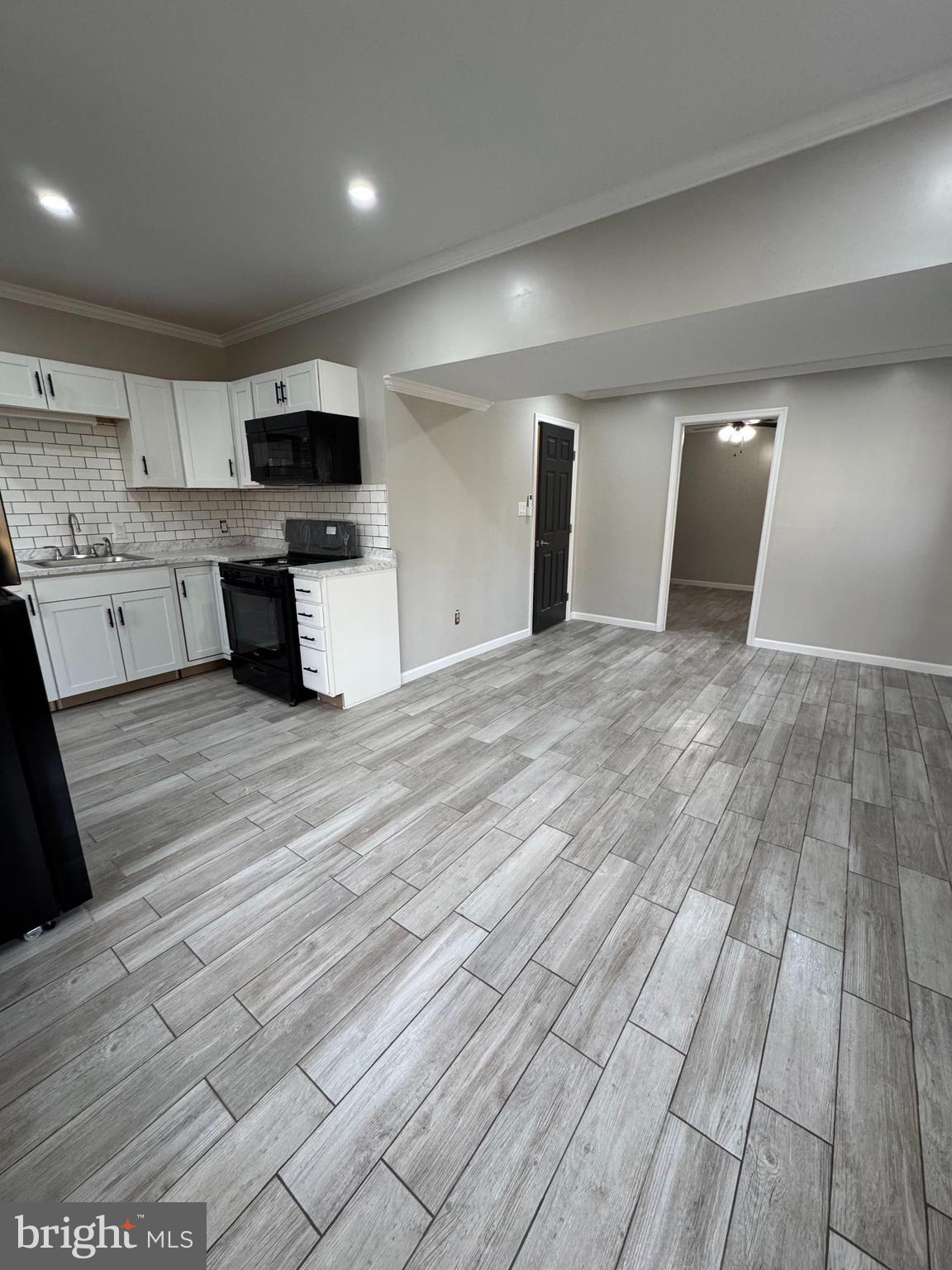 KERRICK MANOR SUB - Residential Lease