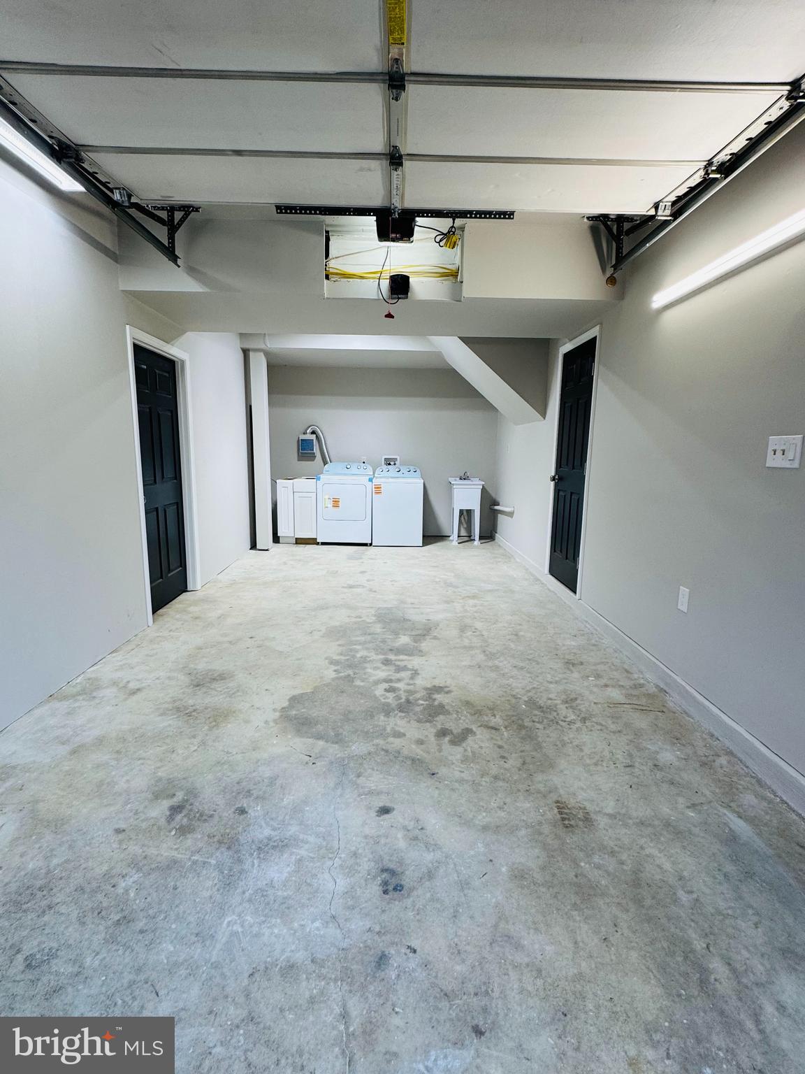 KERRICK MANOR SUB - Residential Lease