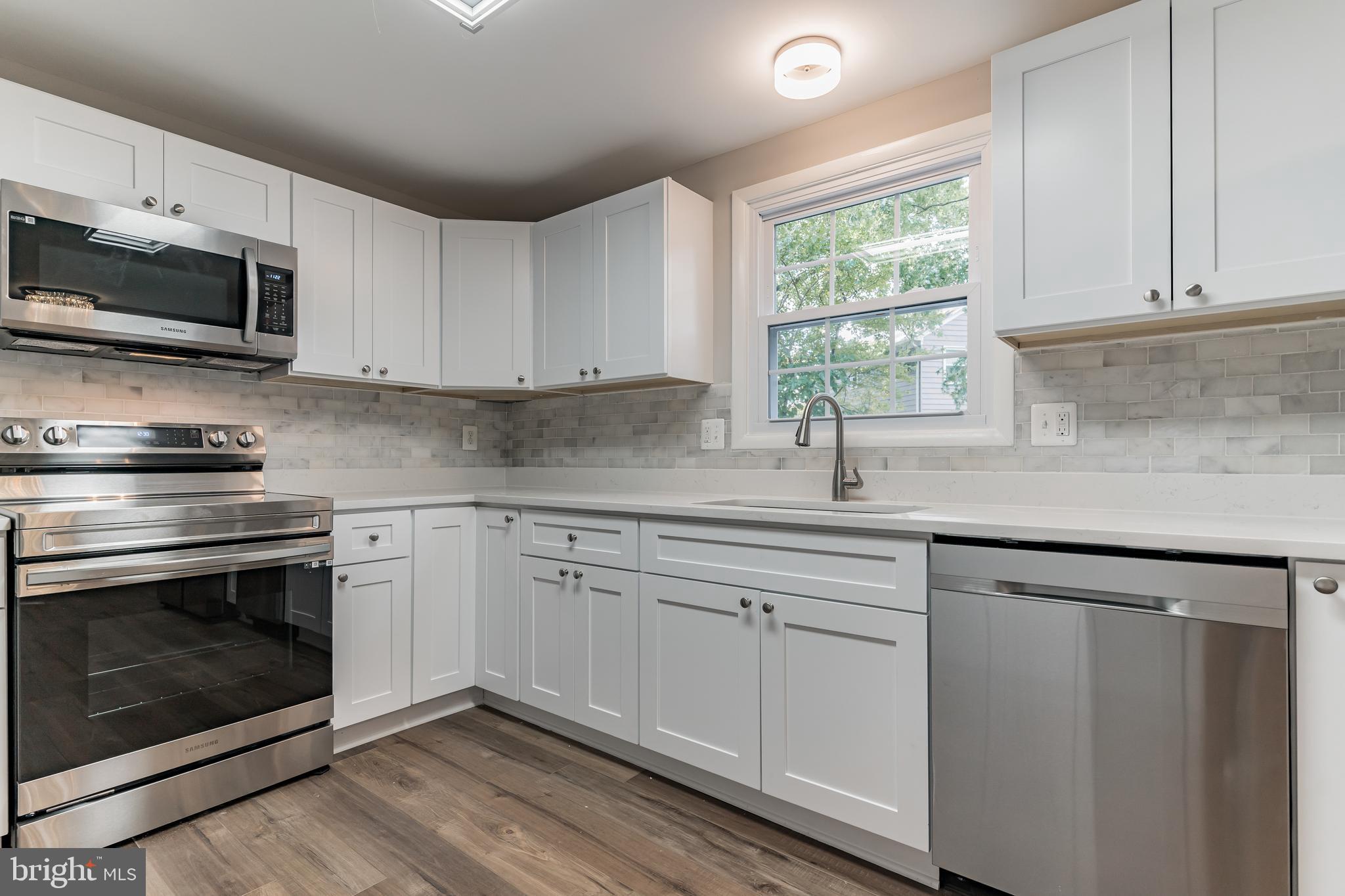 VALLEY VIEW ESTATES - Residential