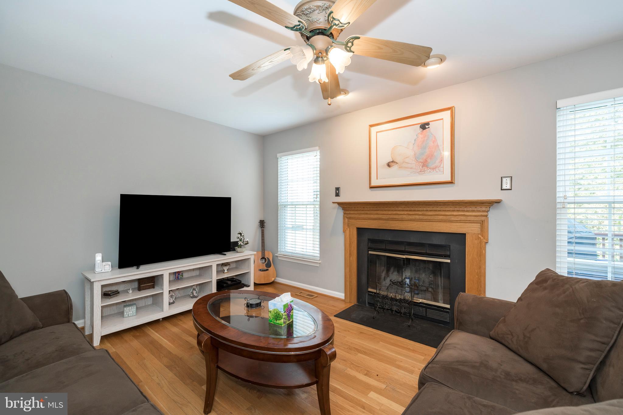 WILLIAMSBURG - Residential