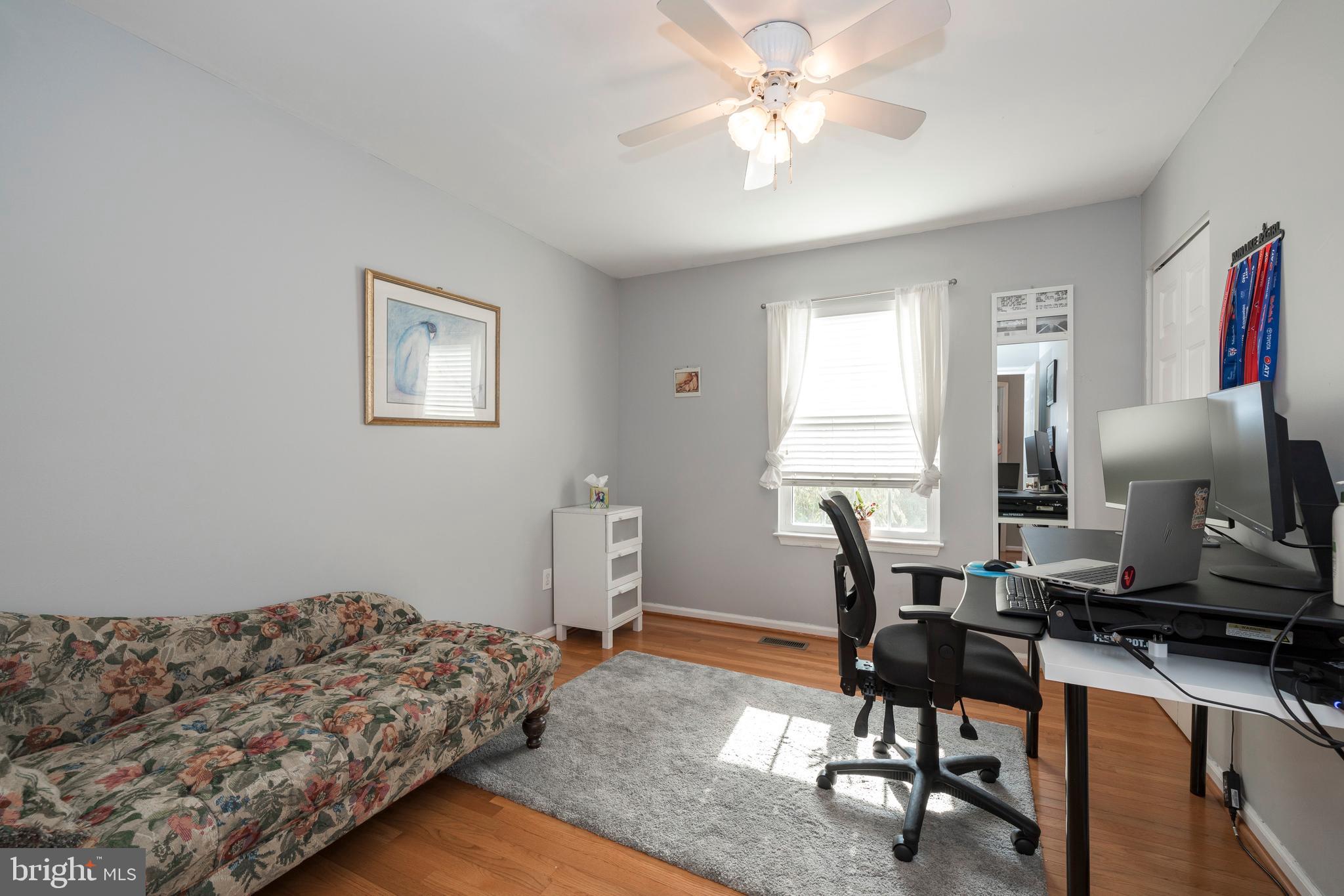 WILLIAMSBURG - Residential