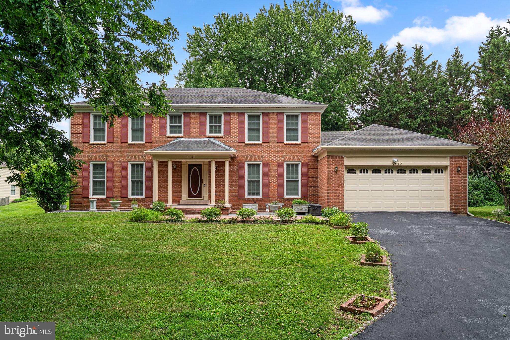 2132 CHERRY LEAF LANE