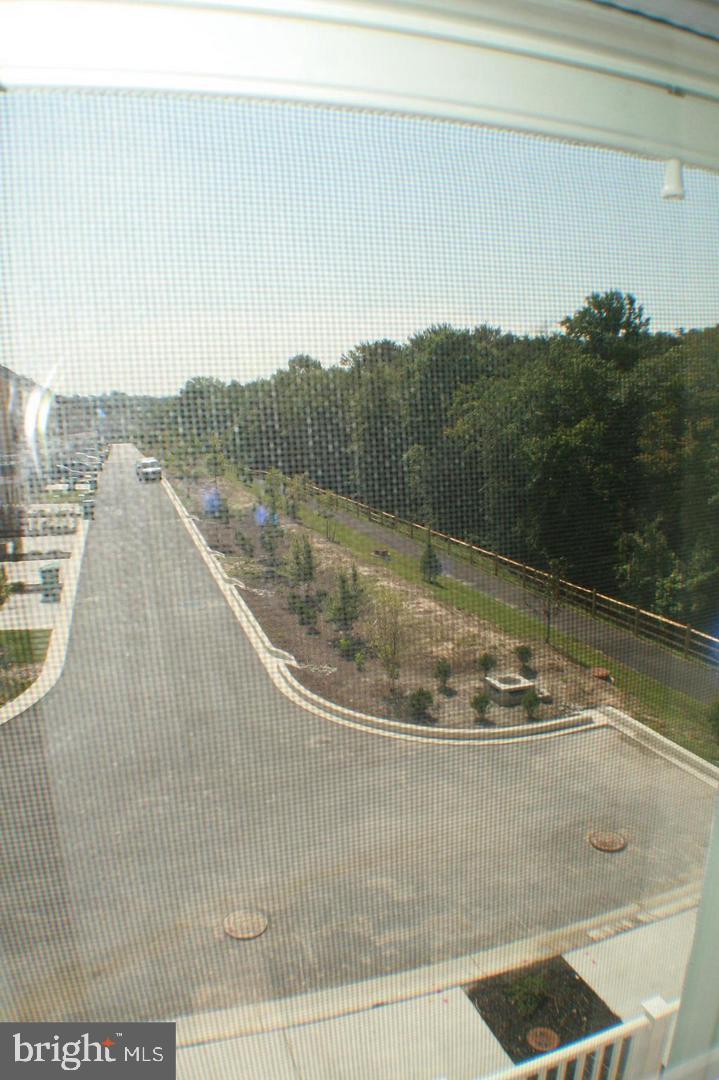 OXFORD SQUARE - Residential Lease