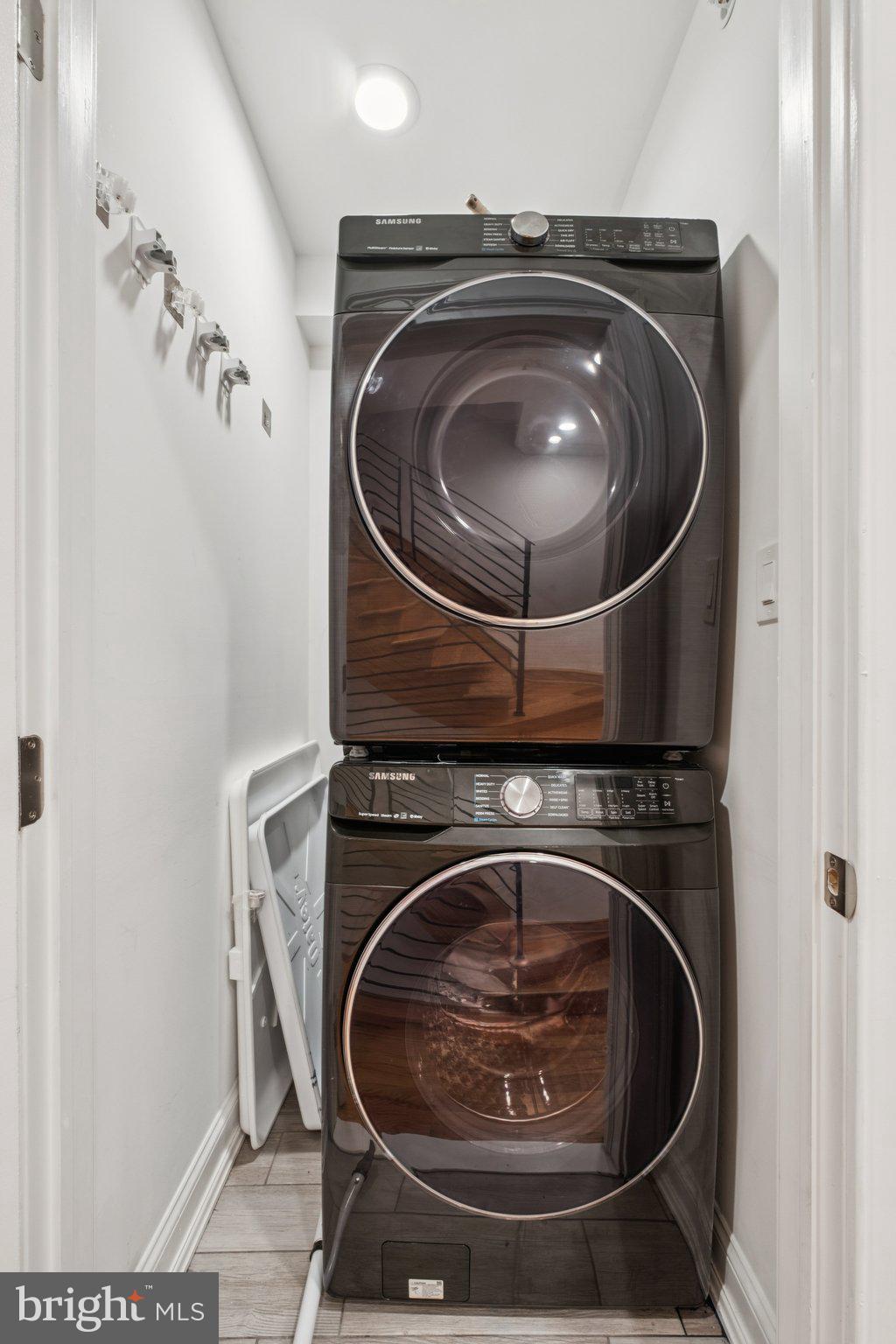 FRANCISVILLE - Residential