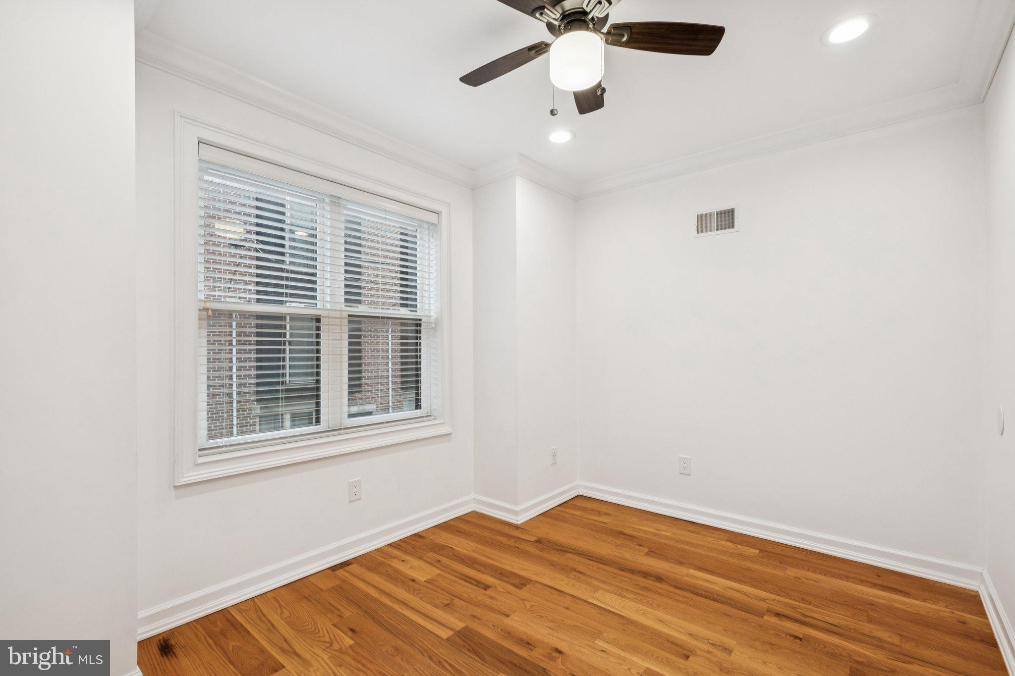 FRANCISVILLE - Residential