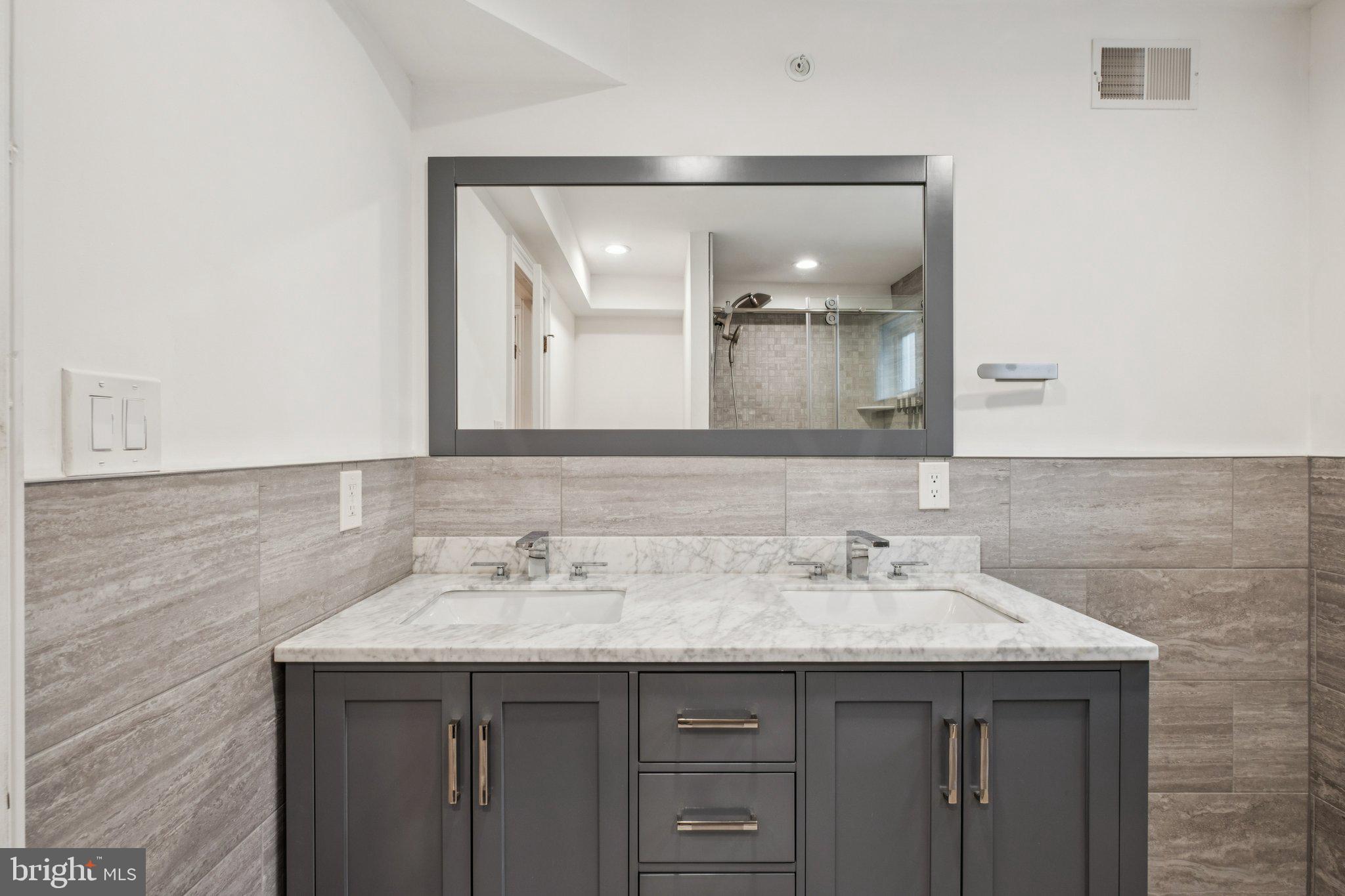 FRANCISVILLE - Residential