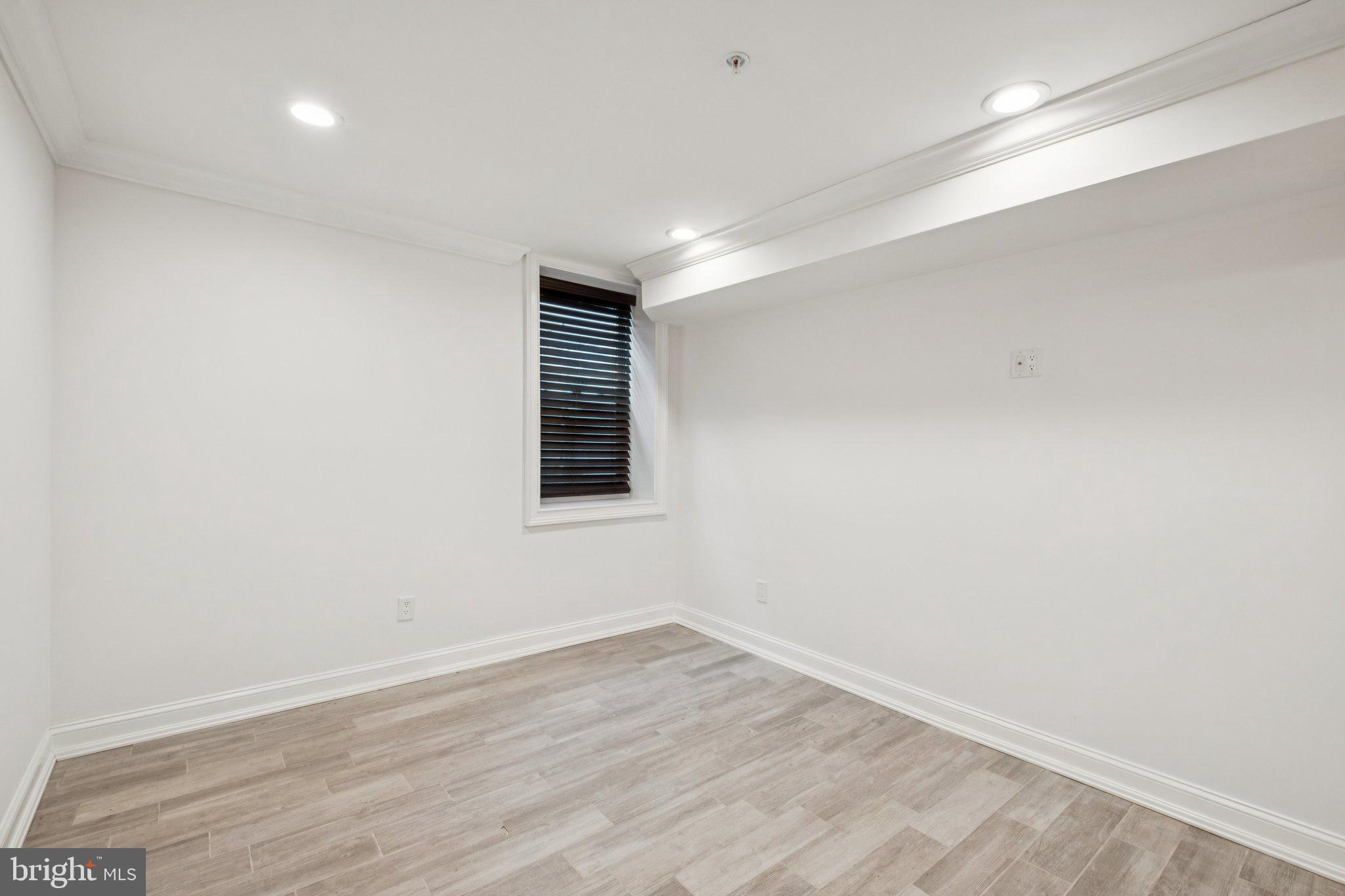 FRANCISVILLE - Residential