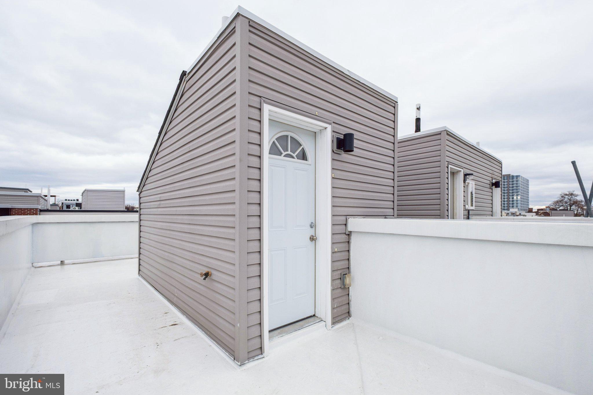 FRANCISVILLE - Residential